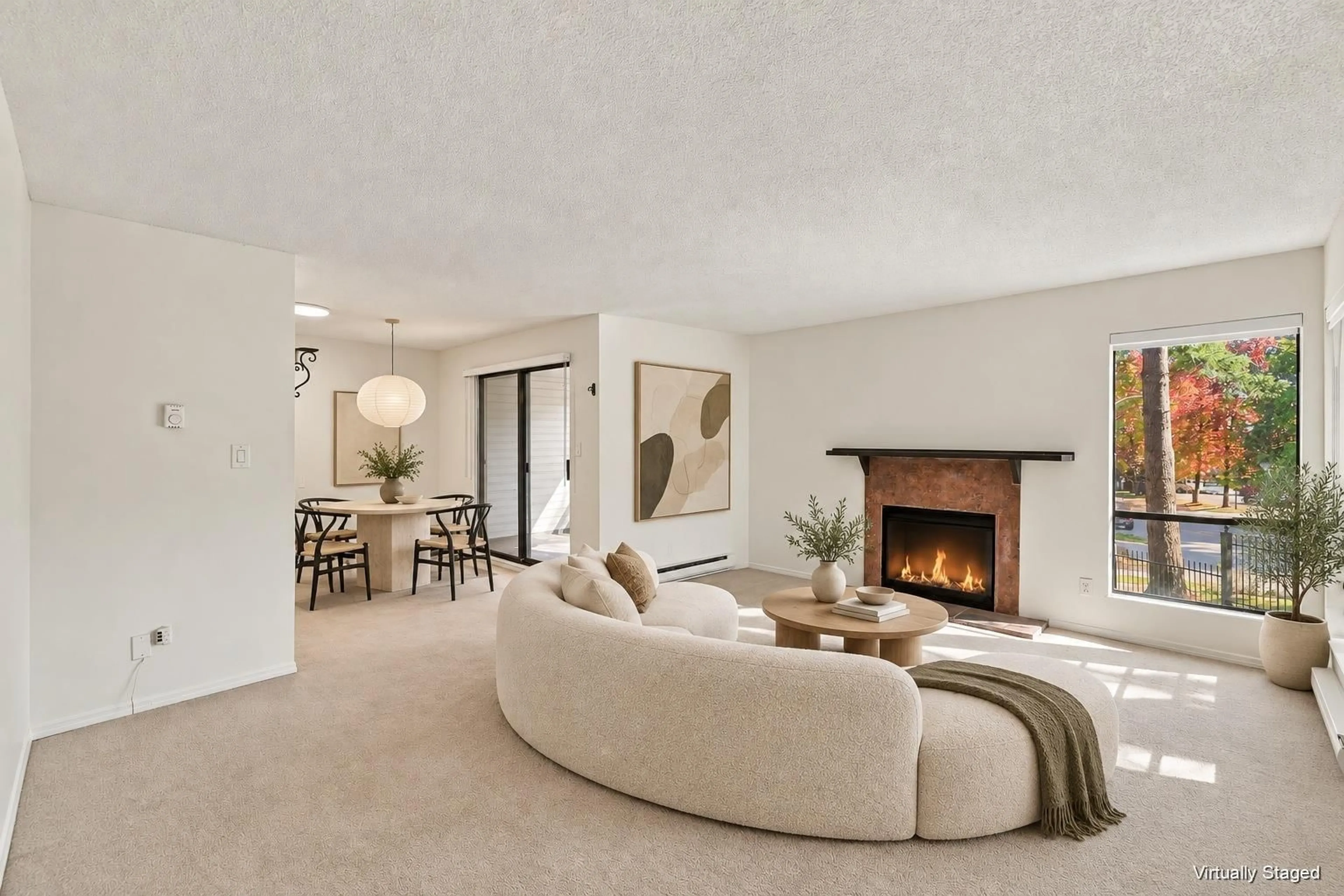 Living room with furniture, carpet floor for 10511 HOLLY PARK LANE, Surrey British Columbia V3R6X8