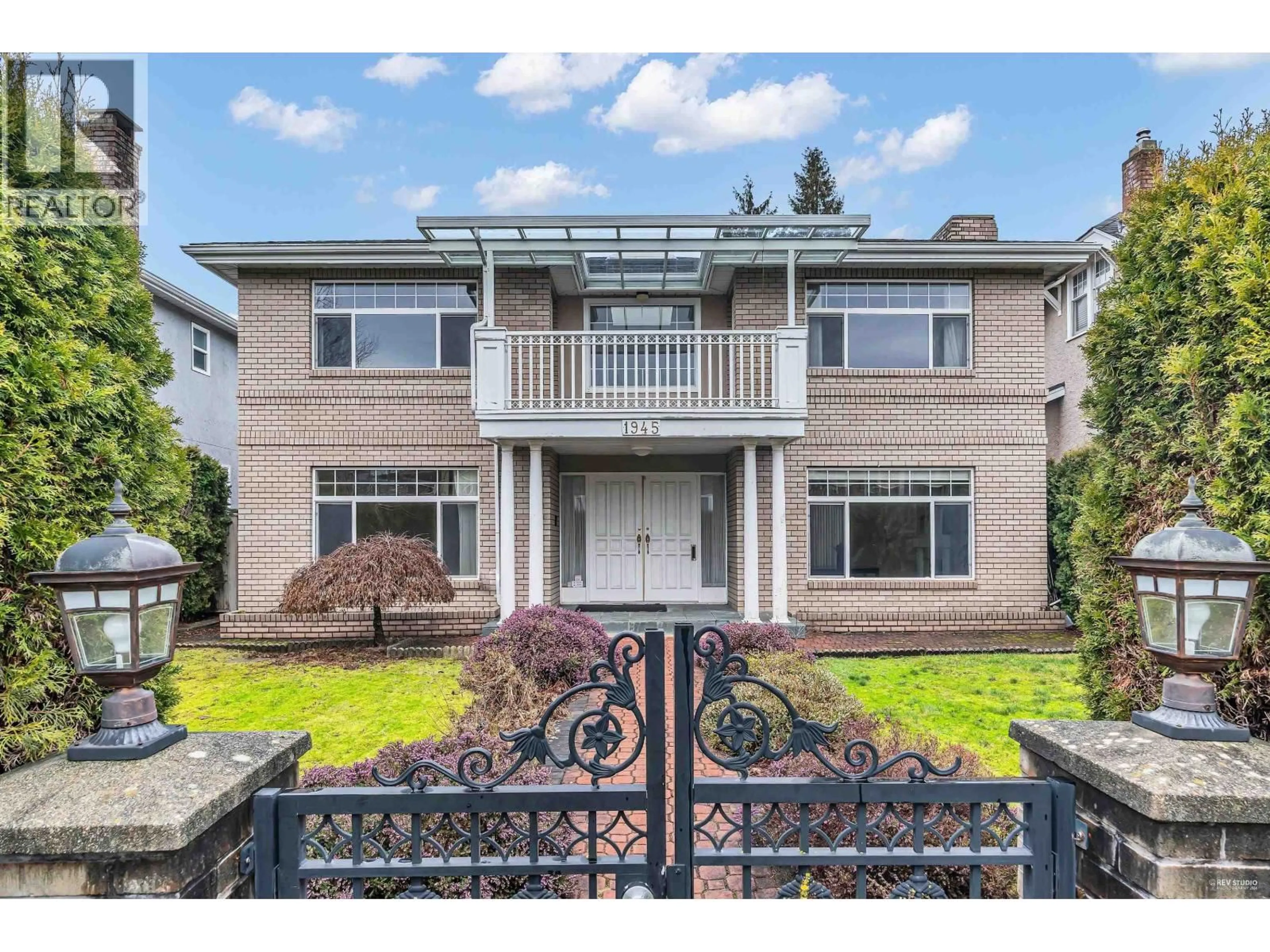 Home with vinyl exterior material, street for 1945 W 44TH AVENUE, Vancouver British Columbia V6M2E8