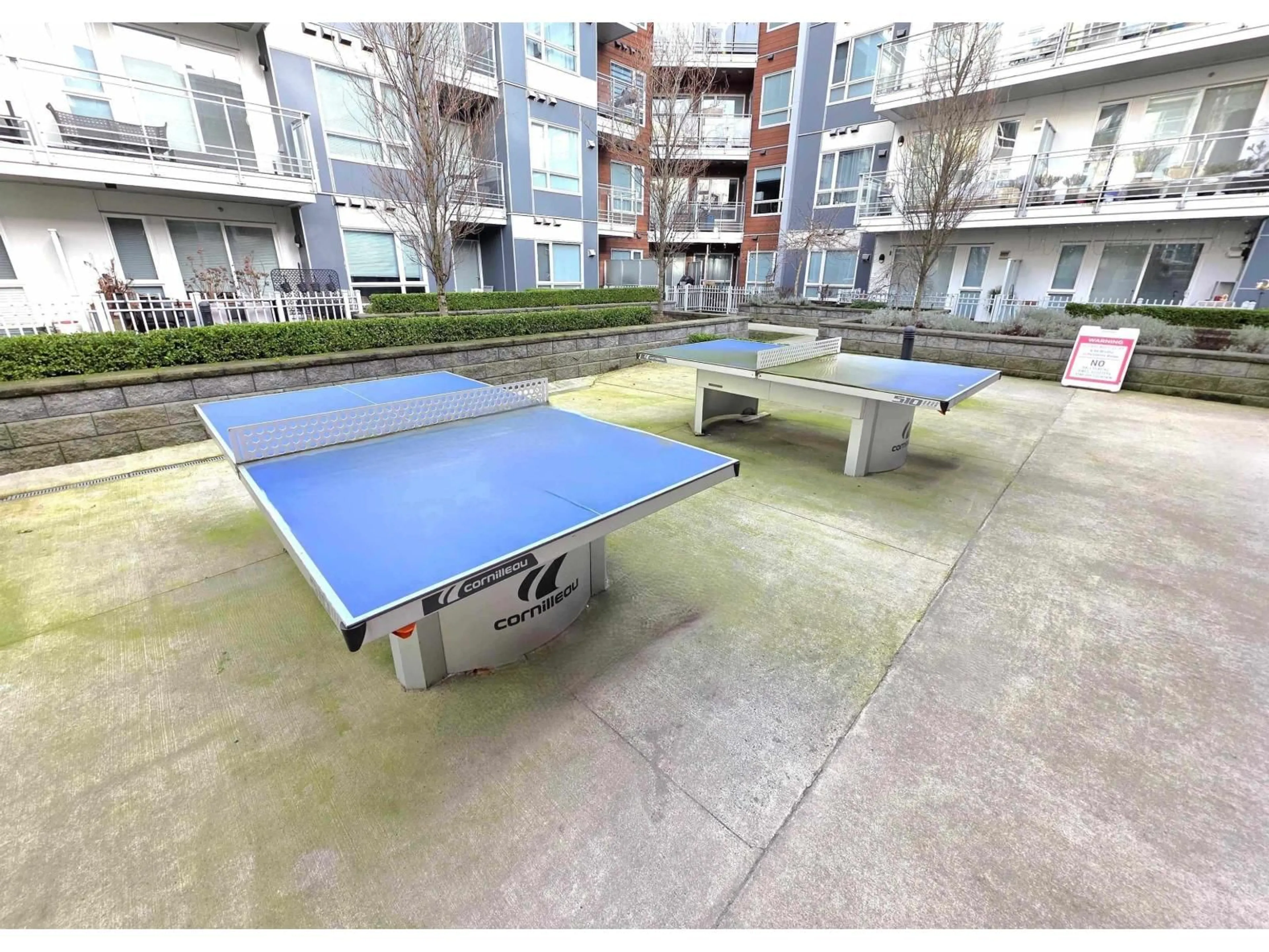 Pool for 419 - 10581 140 STREET, Surrey British Columbia V3T0M7