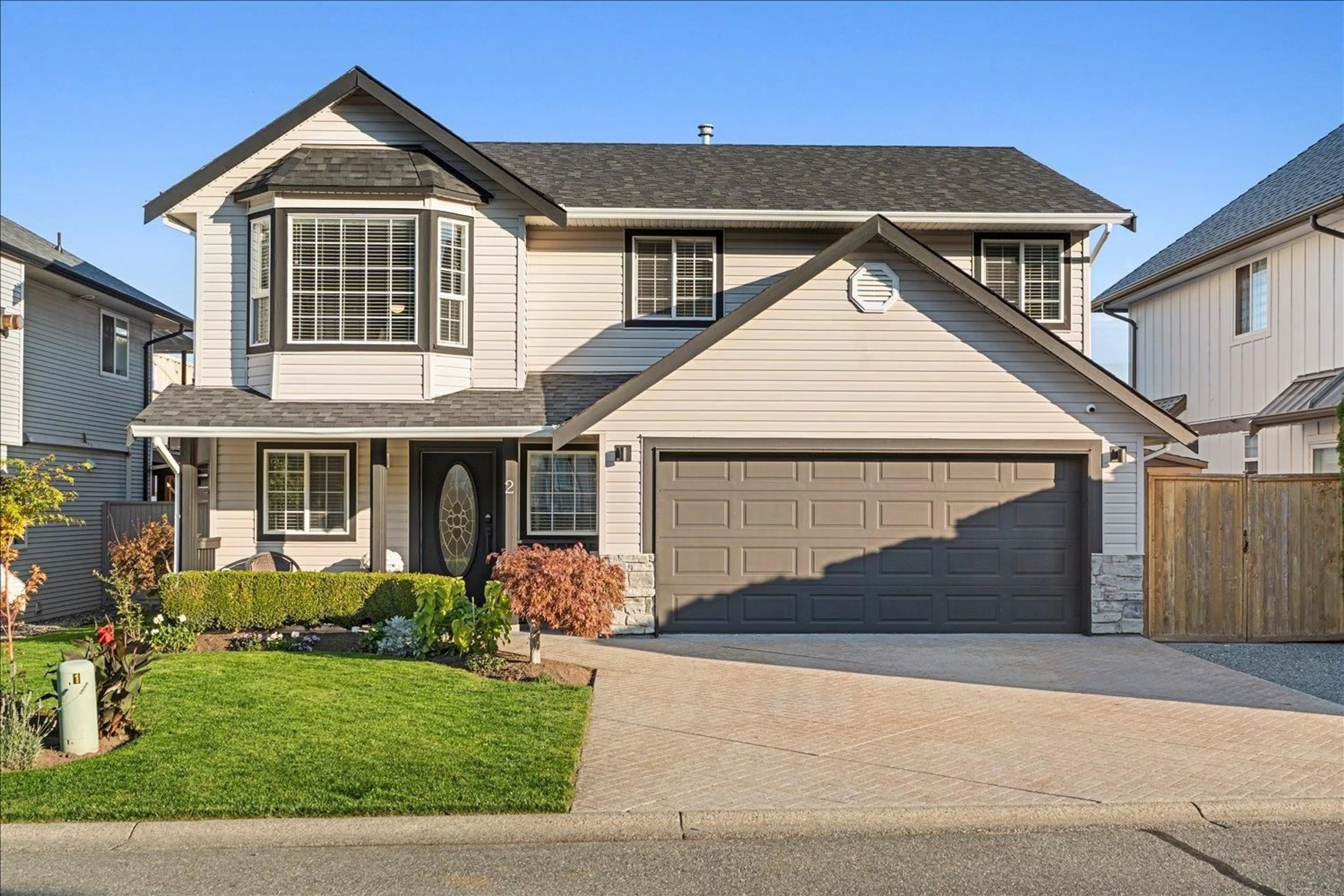 Home with vinyl exterior material, street for 2 - 5415 PEACH ROAD, Chilliwack British Columbia V2R4P7