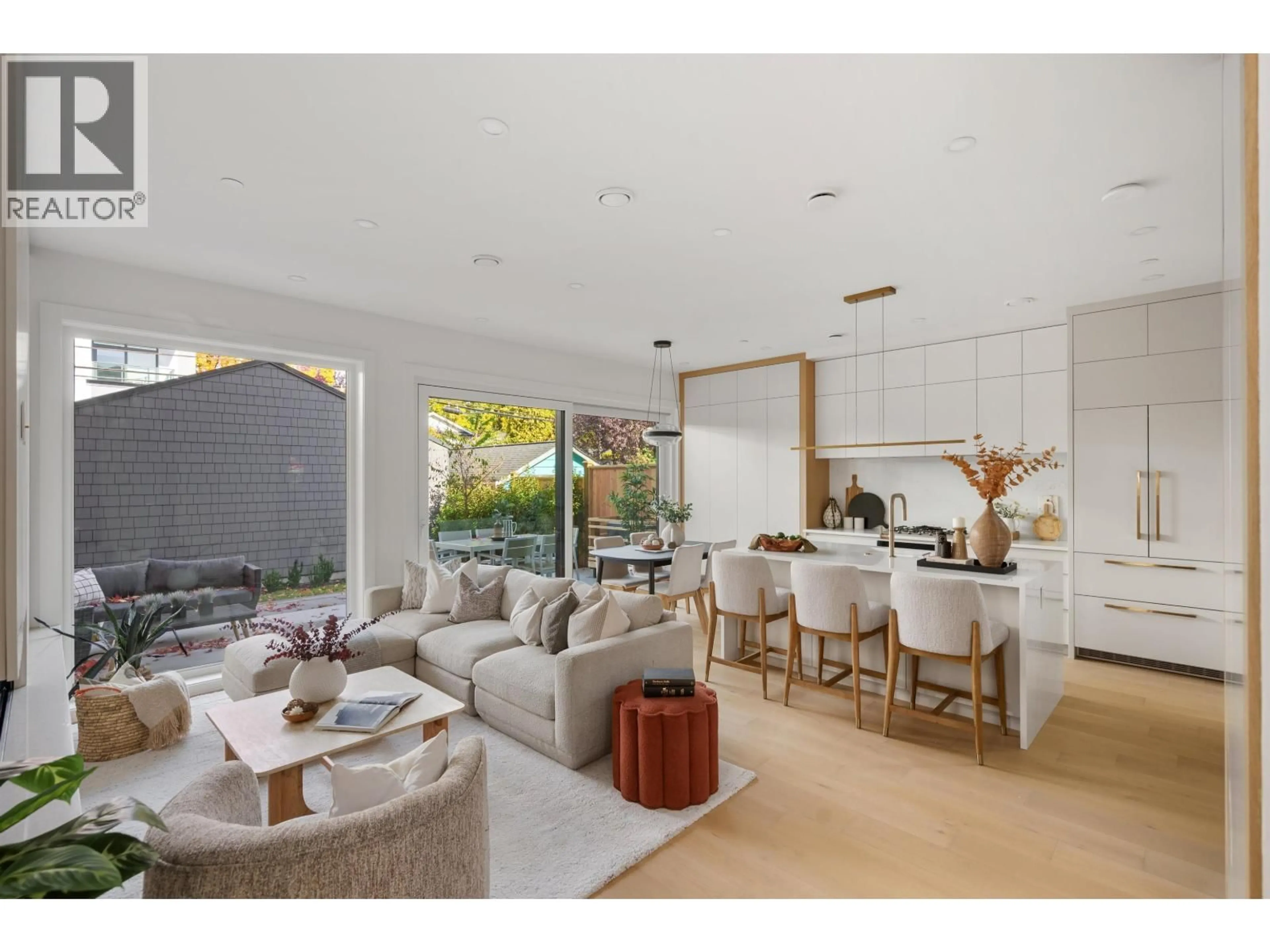Open concept kitchen, ceramic/tile floor for 2 - 3657 11TH AVENUE, Vancouver British Columbia V6R2K4