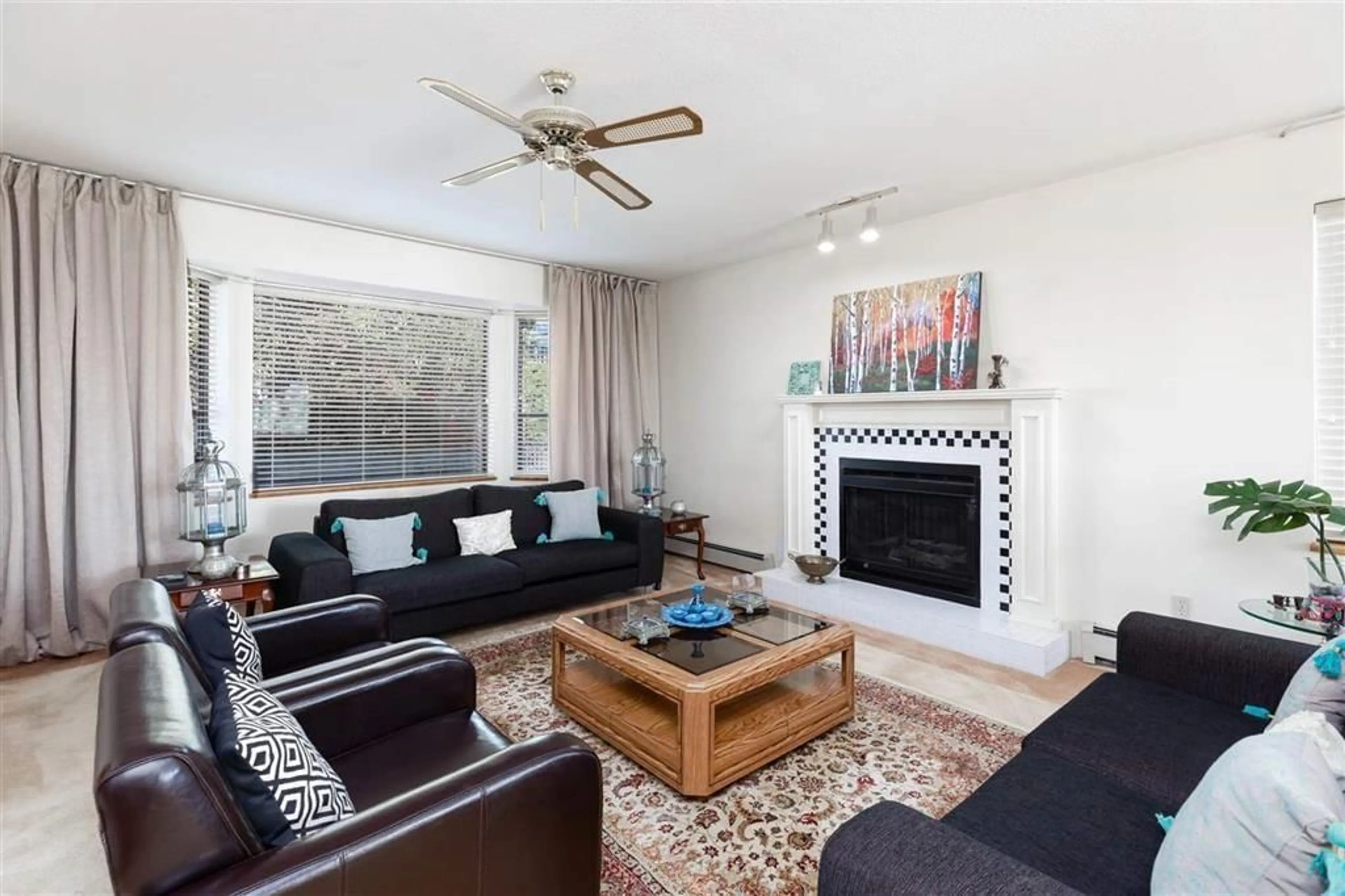 Living room with furniture, unknown for 7445 GARFIELD DRIVE, Delta British Columbia V4C6X9