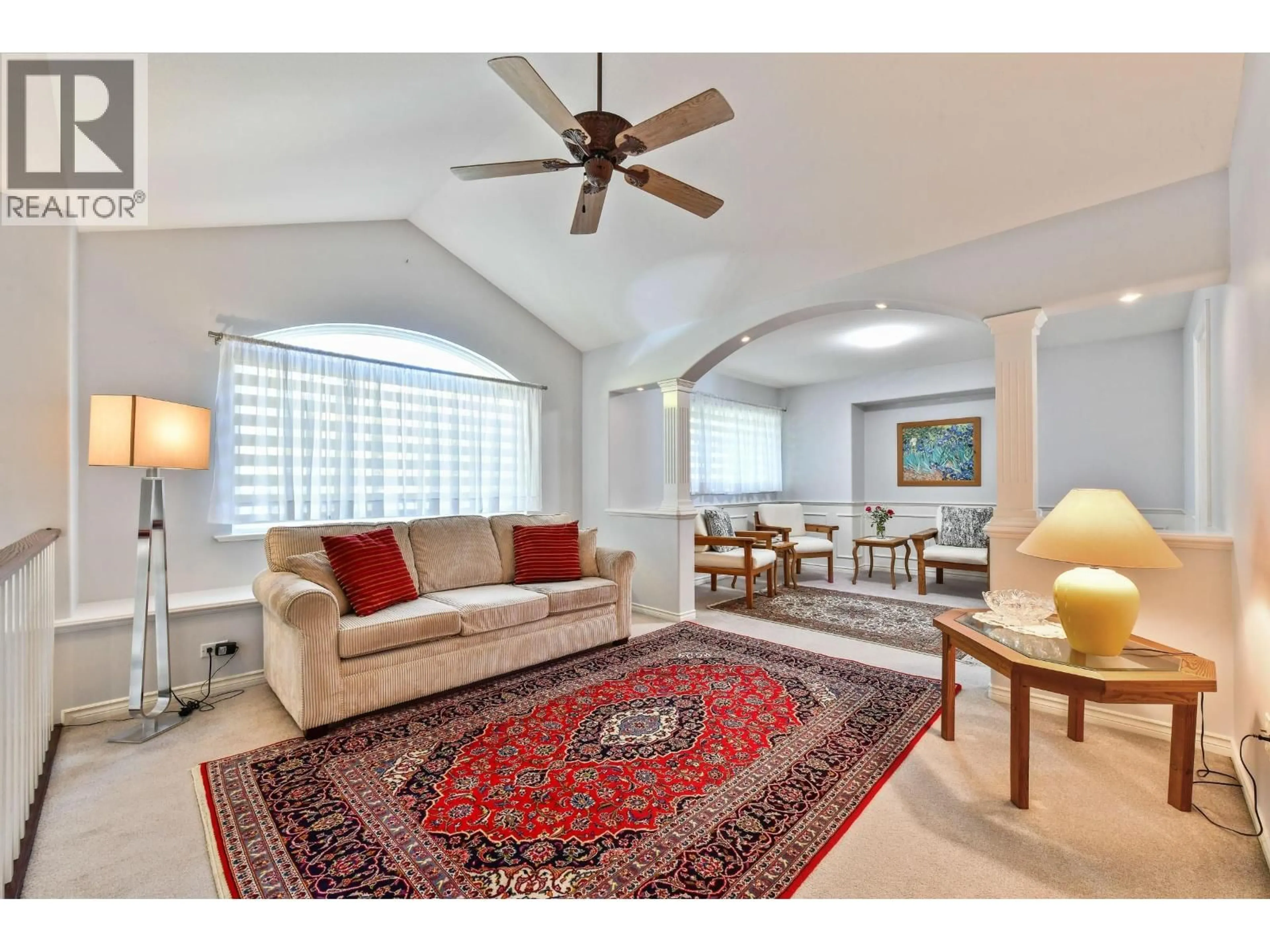Living room with furniture, unknown for 20130 TELEP AVENUE, Maple Ridge British Columbia V2X3M4