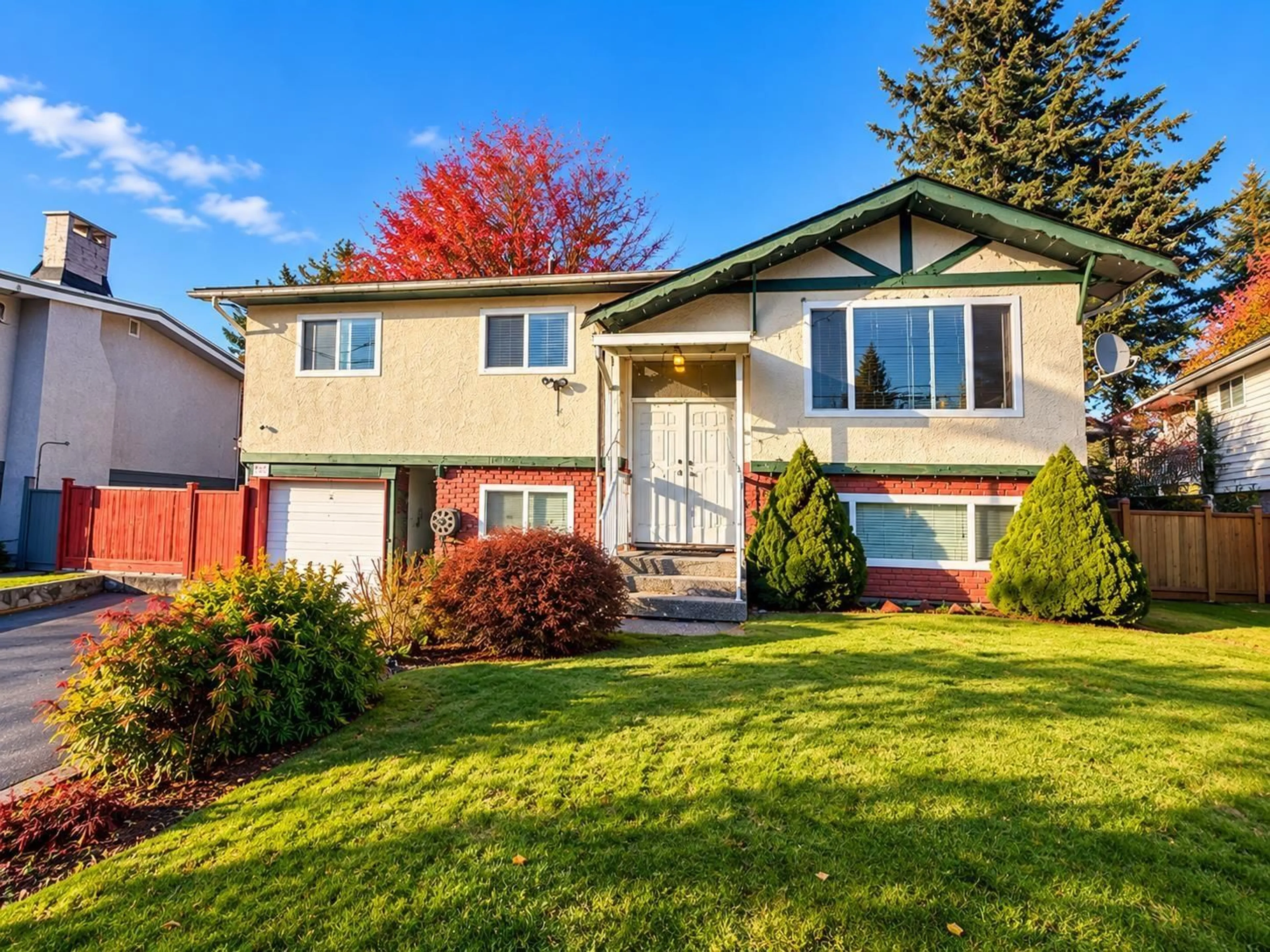 Home with vinyl exterior material, street for 11497 85A AVENUE, Delta British Columbia V4C2V4