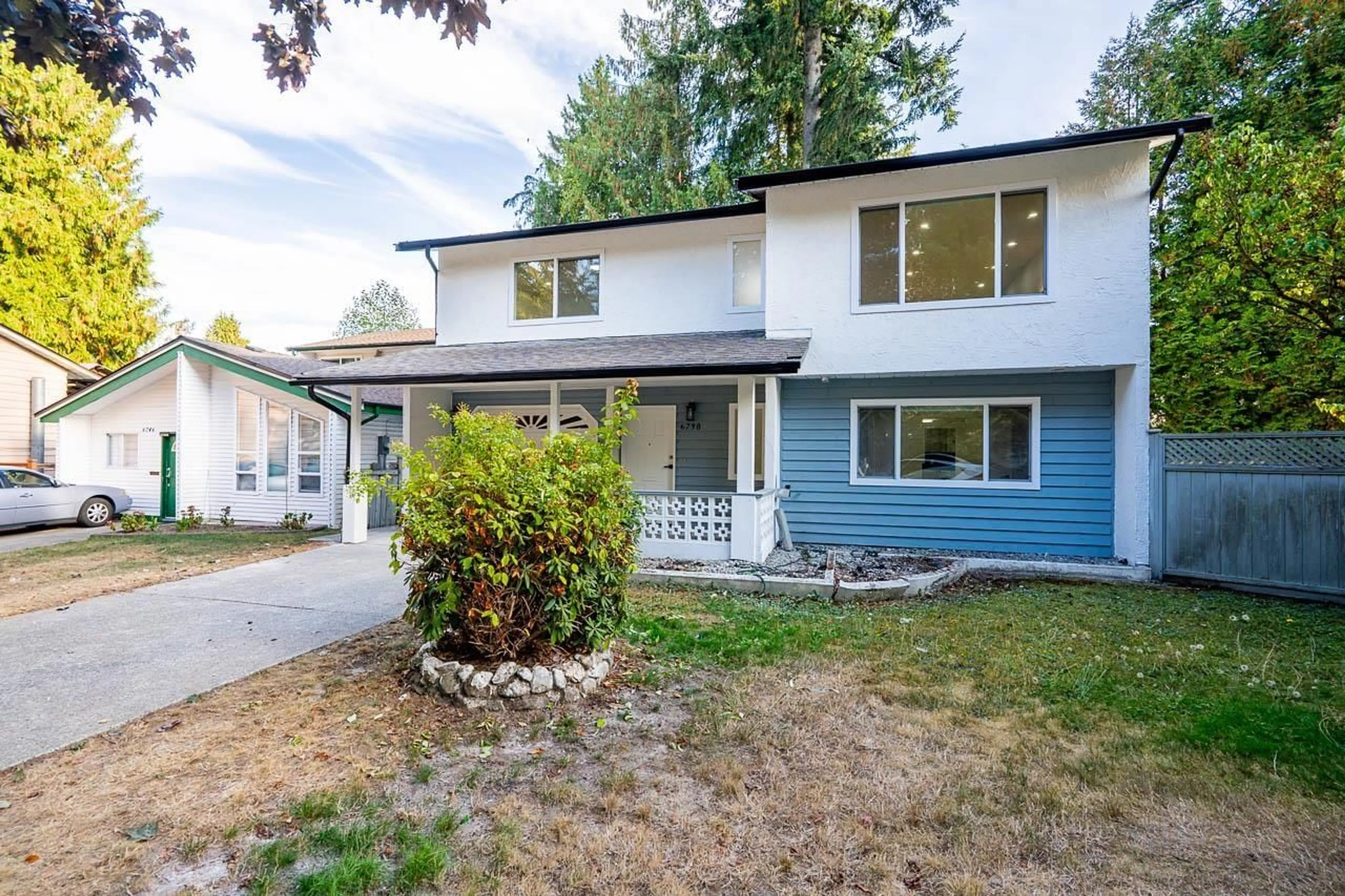Home with vinyl exterior material, street for 6738 128B STREET, Surrey British Columbia V3W7C4