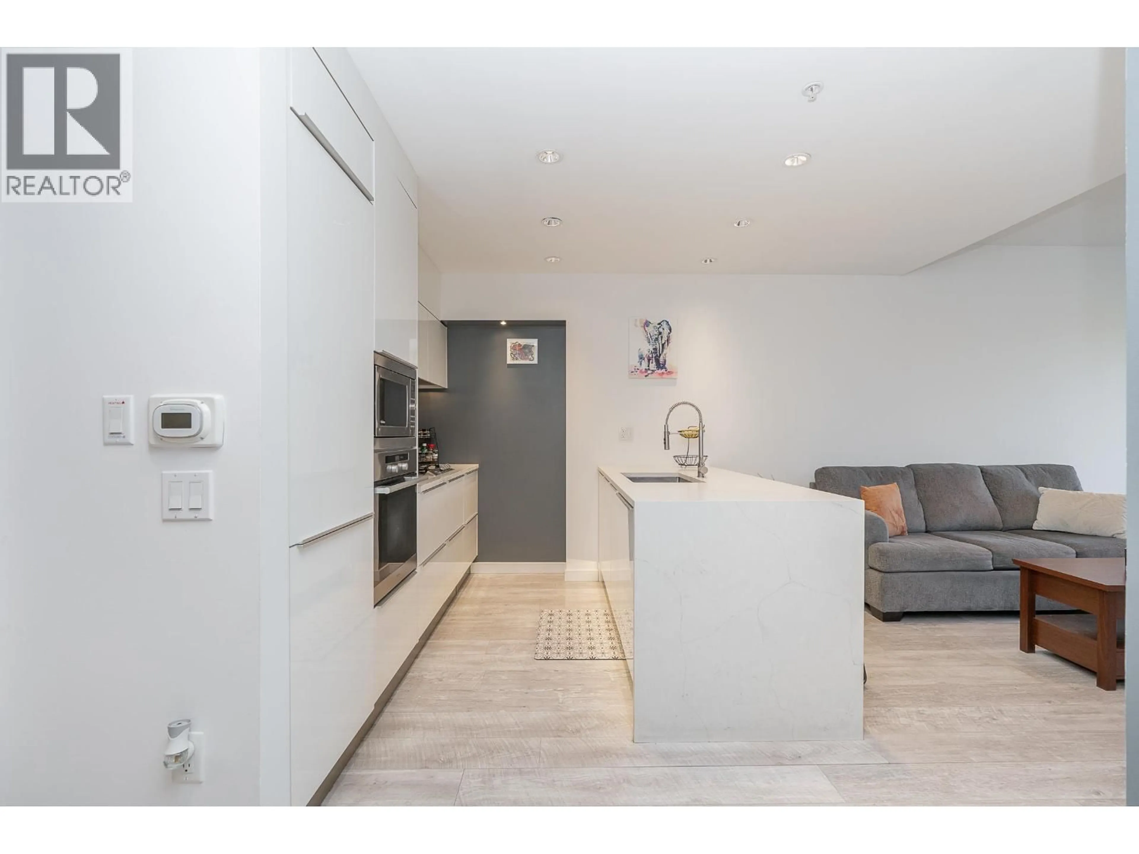 Open concept kitchen, unknown for 203 - 181 1ST AVENUE, Vancouver British Columbia V5Y0E3