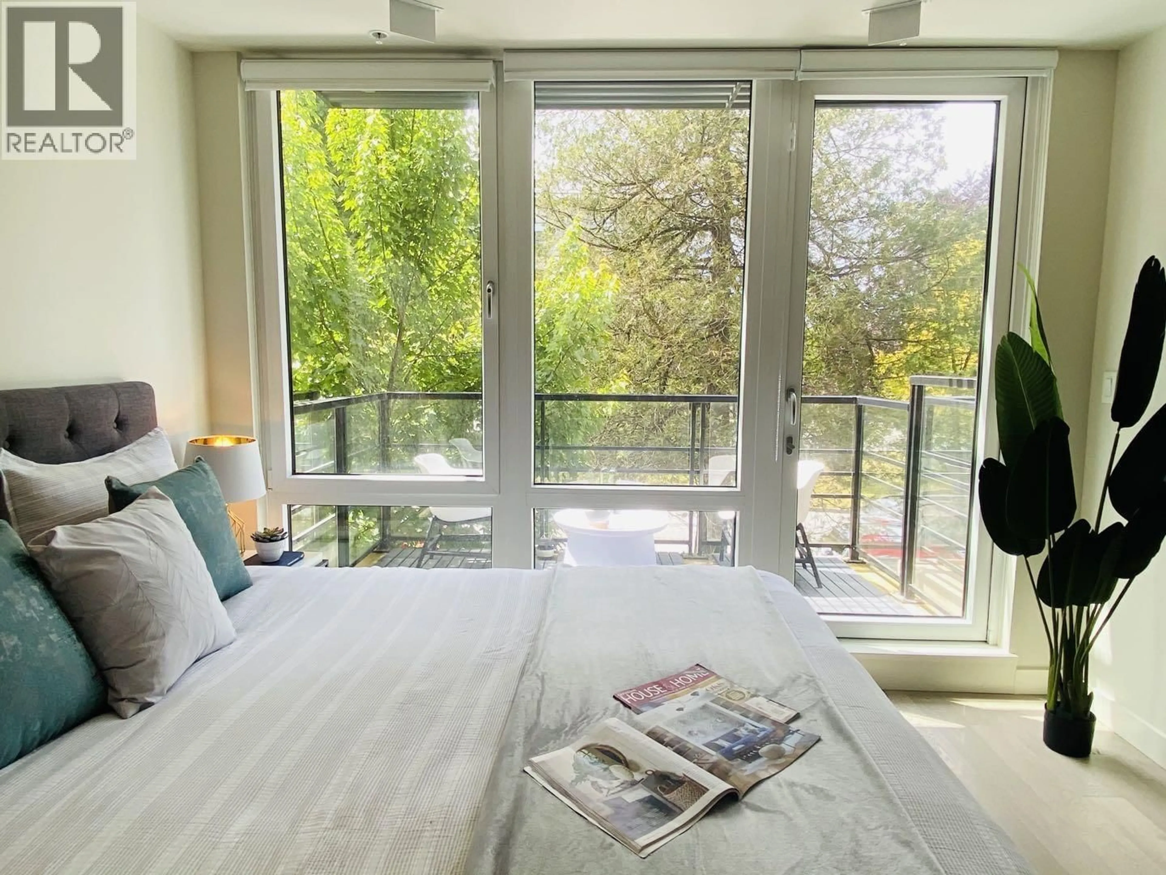 A pic of a room for 204 - 4408 CAMBIE STREET, Vancouver British Columbia V5Y0M2