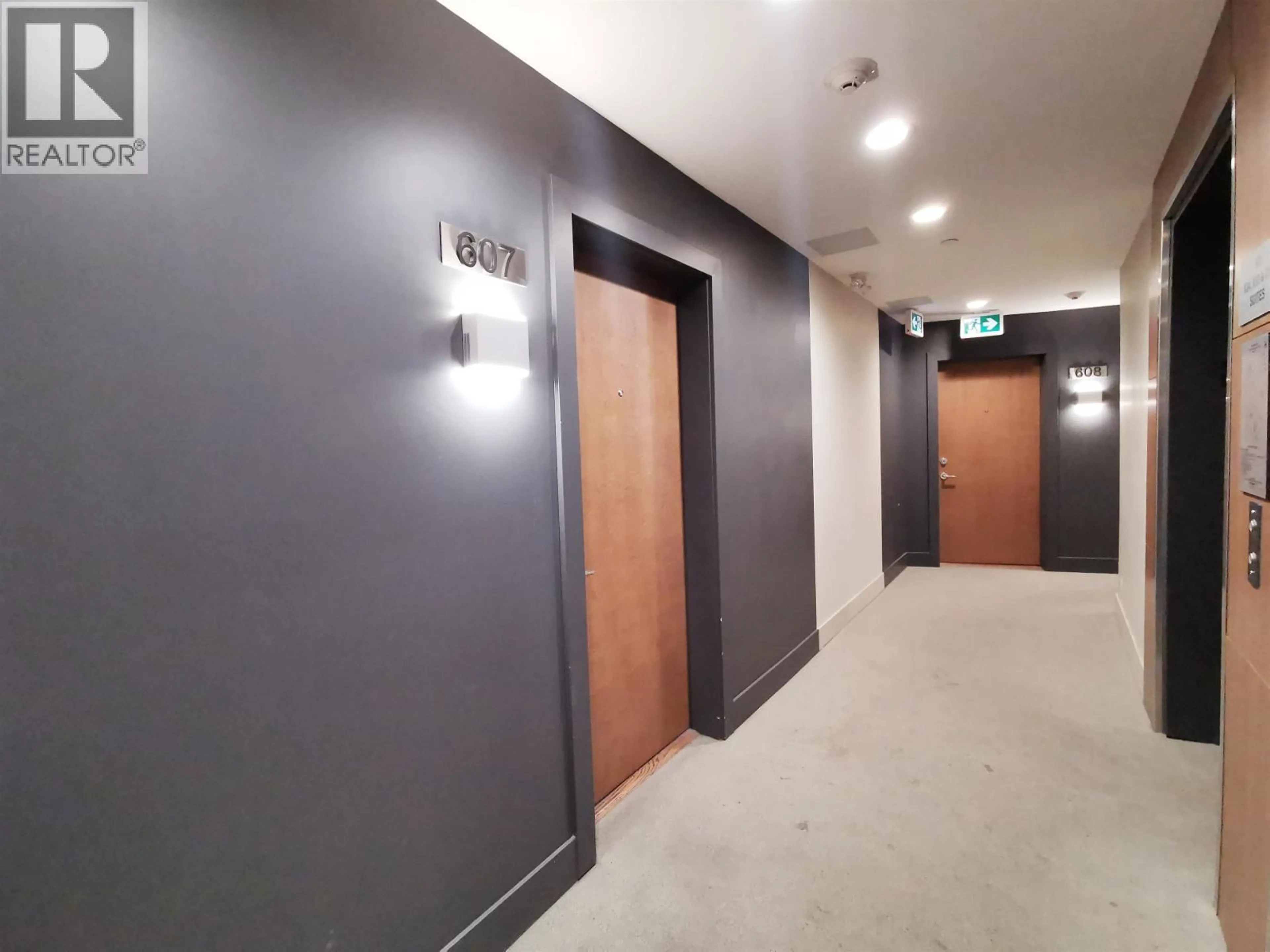 Indoor foyer for 607 - 8580 RIVER DISTRICT CROSSING, Vancouver British Columbia V5S0B9