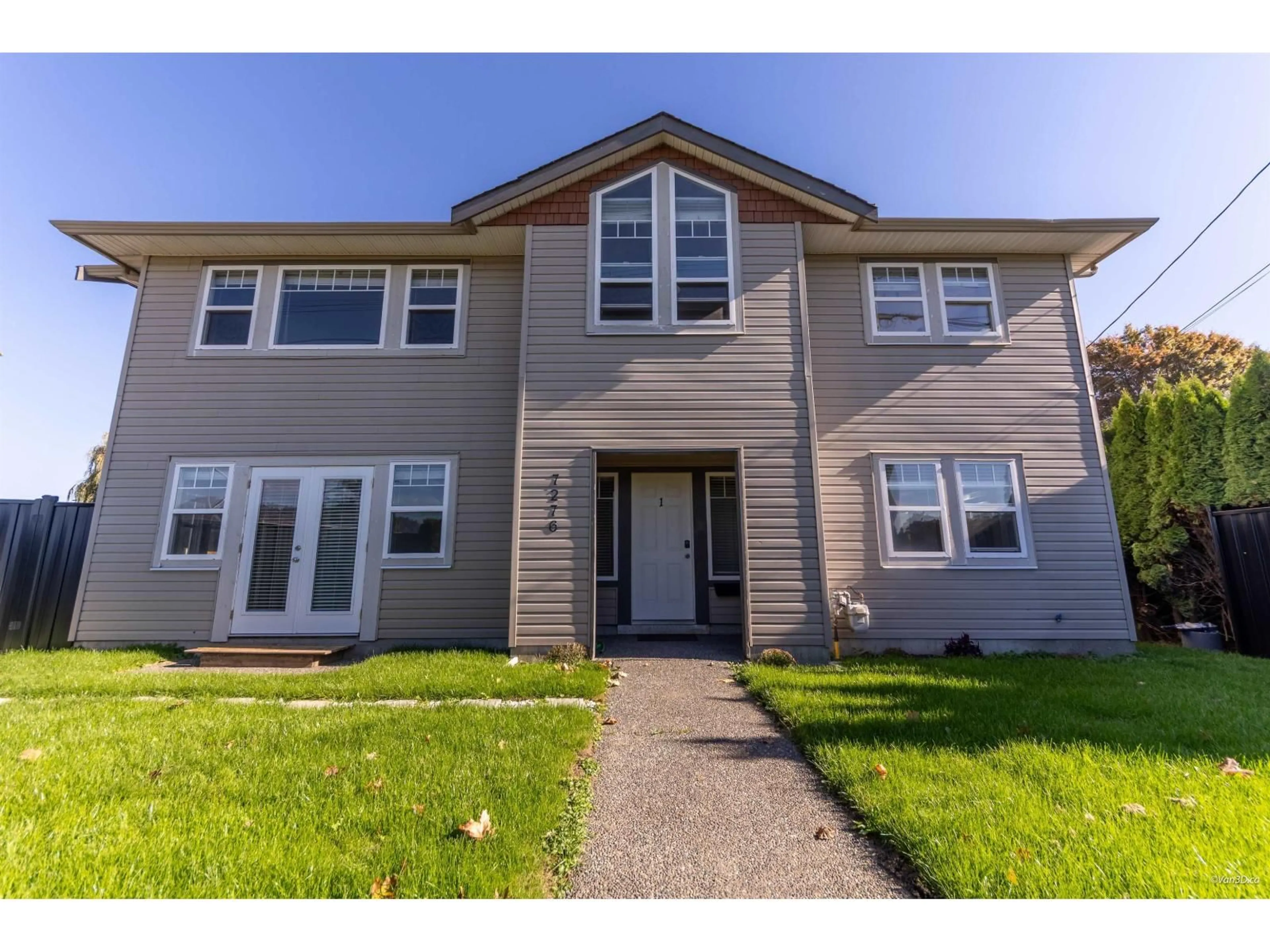 Home with vinyl exterior material, street for 1 - 7276 EVANS ROAD, Chilliwack British Columbia V2R1L1