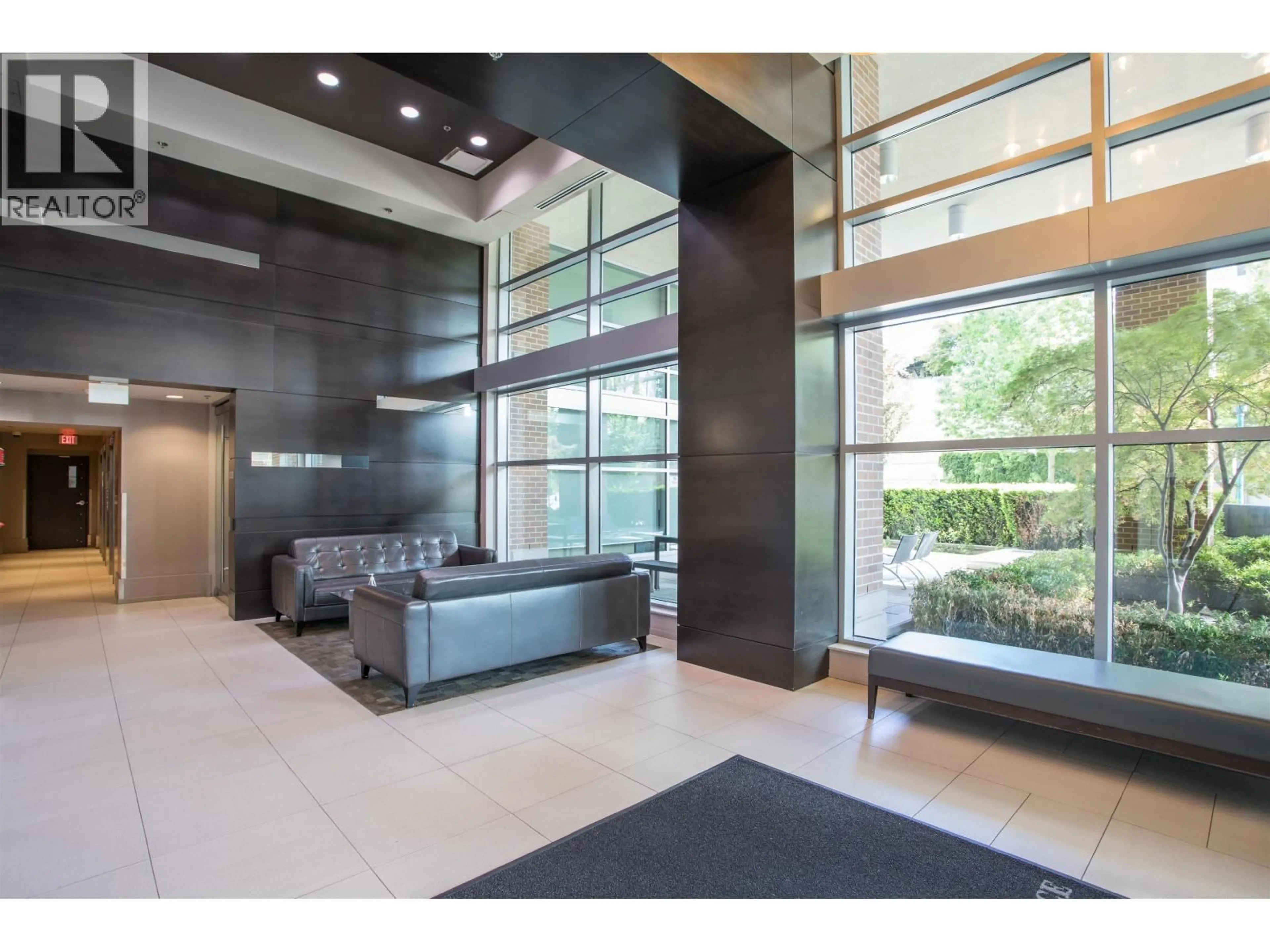 Indoor foyer for 702 - 1155 THE HIGH STREET, Coquitlam British Columbia V3B7W4