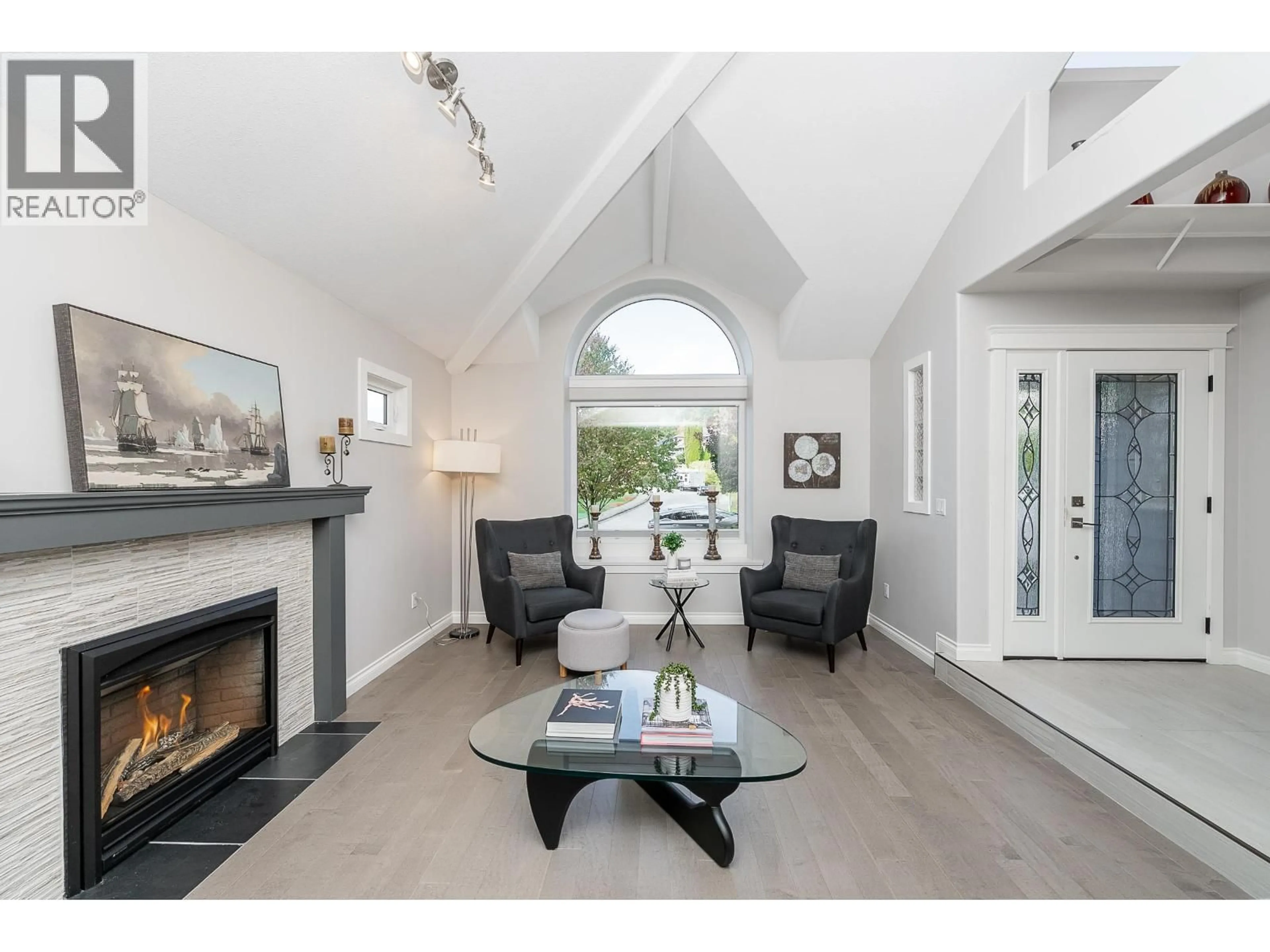 Living room with furniture, unknown for 2958 WATERFORD PLACE, Coquitlam British Columbia V3E2S9
