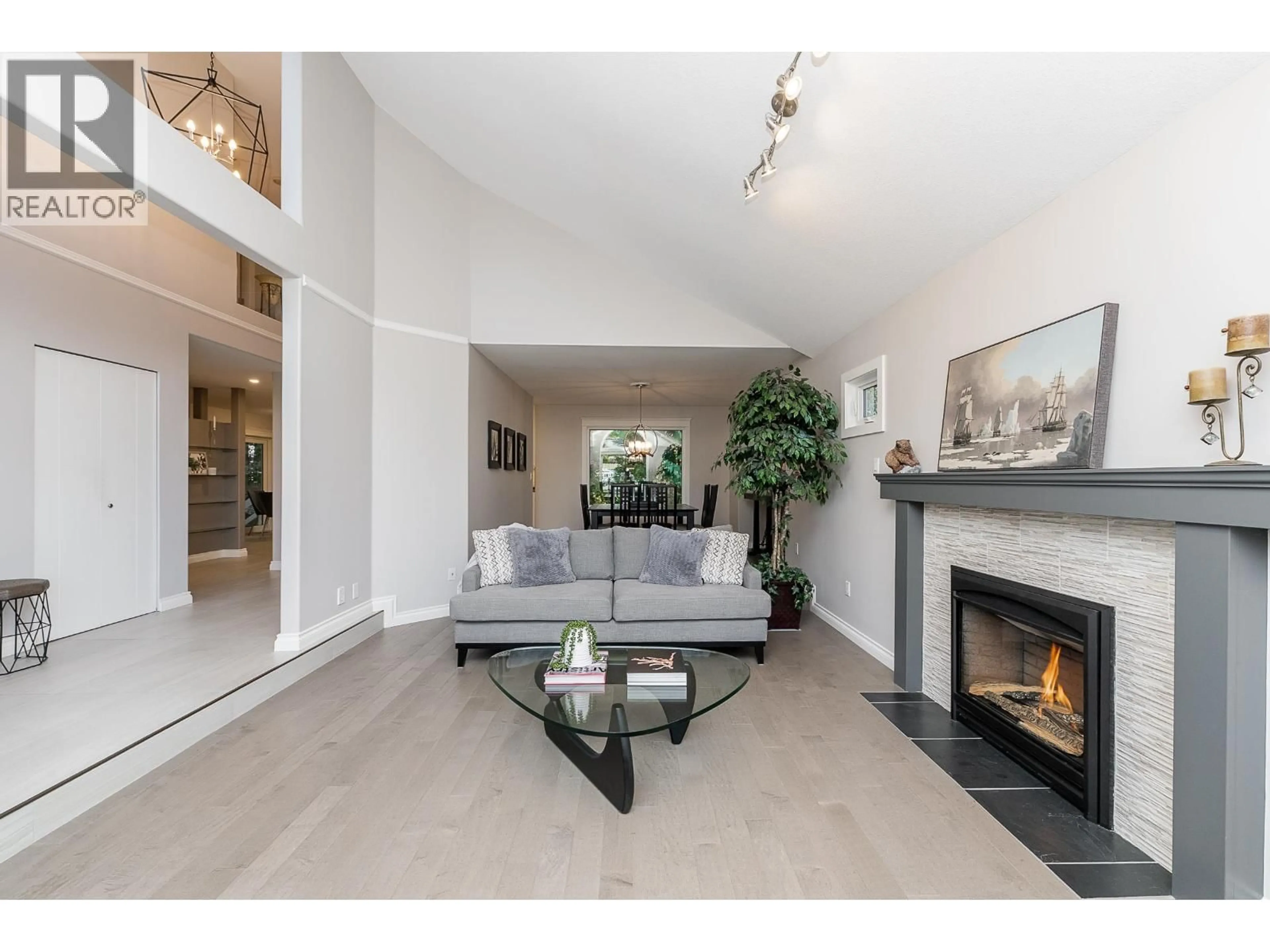 Living room with furniture, unknown for 2958 WATERFORD PLACE, Coquitlam British Columbia V3E2S9