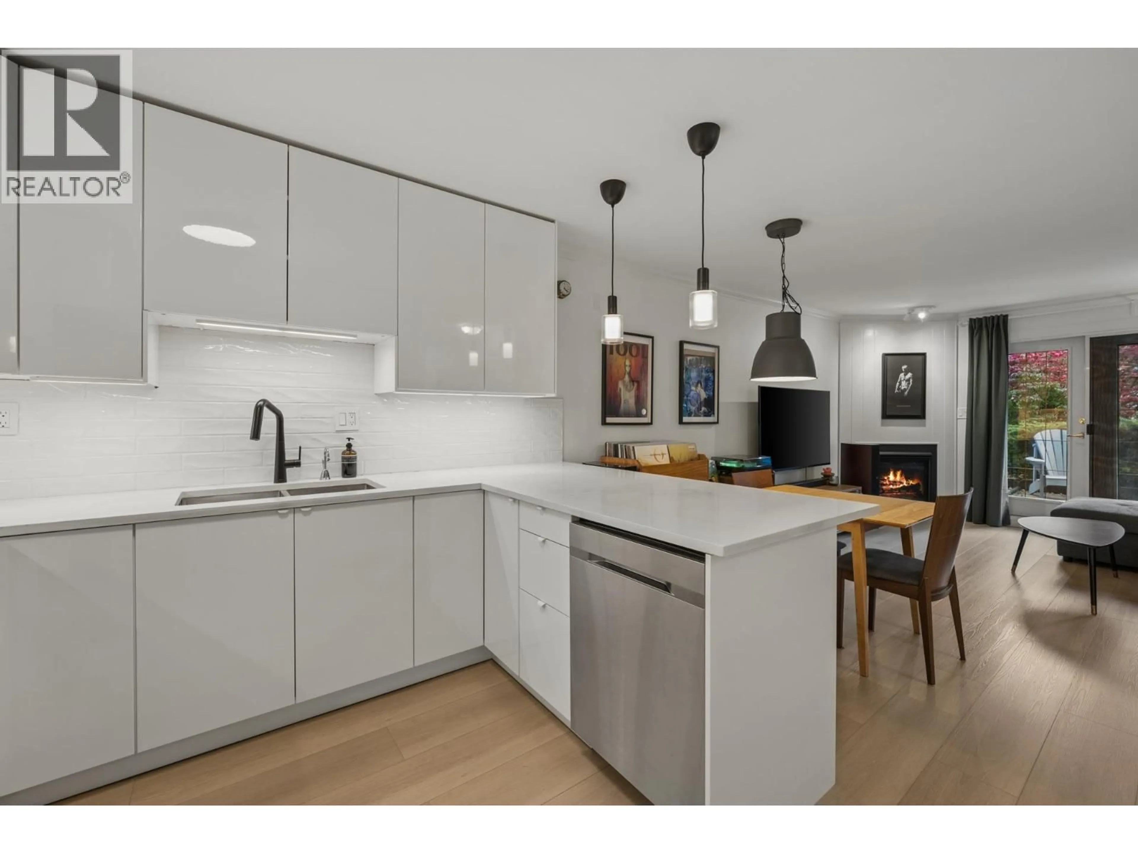 Open concept kitchen, unknown for 113 - 74 MINER STREET, New Westminster British Columbia V3L5N6