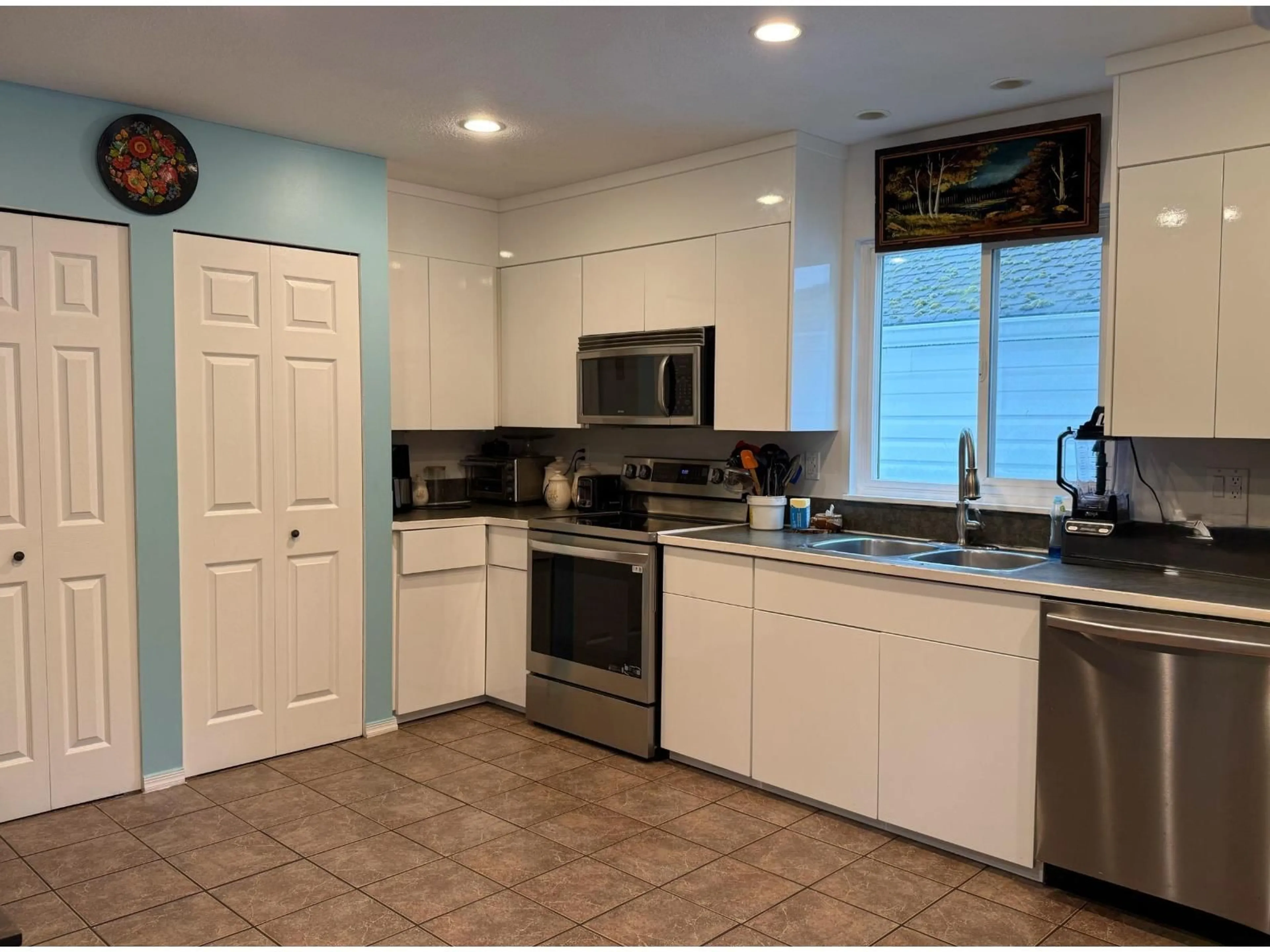 Unknown for 45276 CREEKSIDE DRIVE, Chilliwack British Columbia V2P7K6