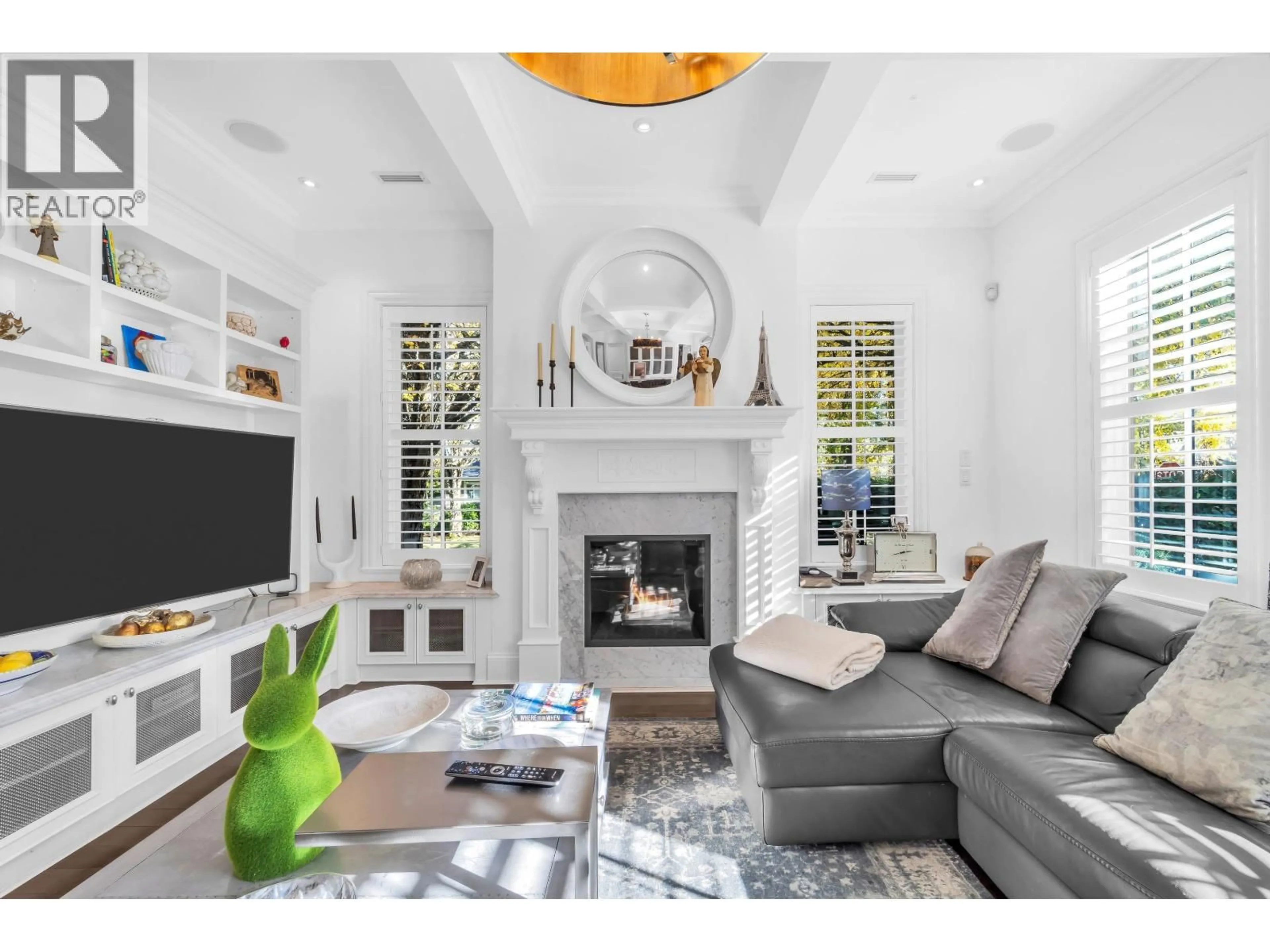 Living room with furniture, unknown for 2875 TRIMBLE STREET, Vancouver British Columbia V6R4L3