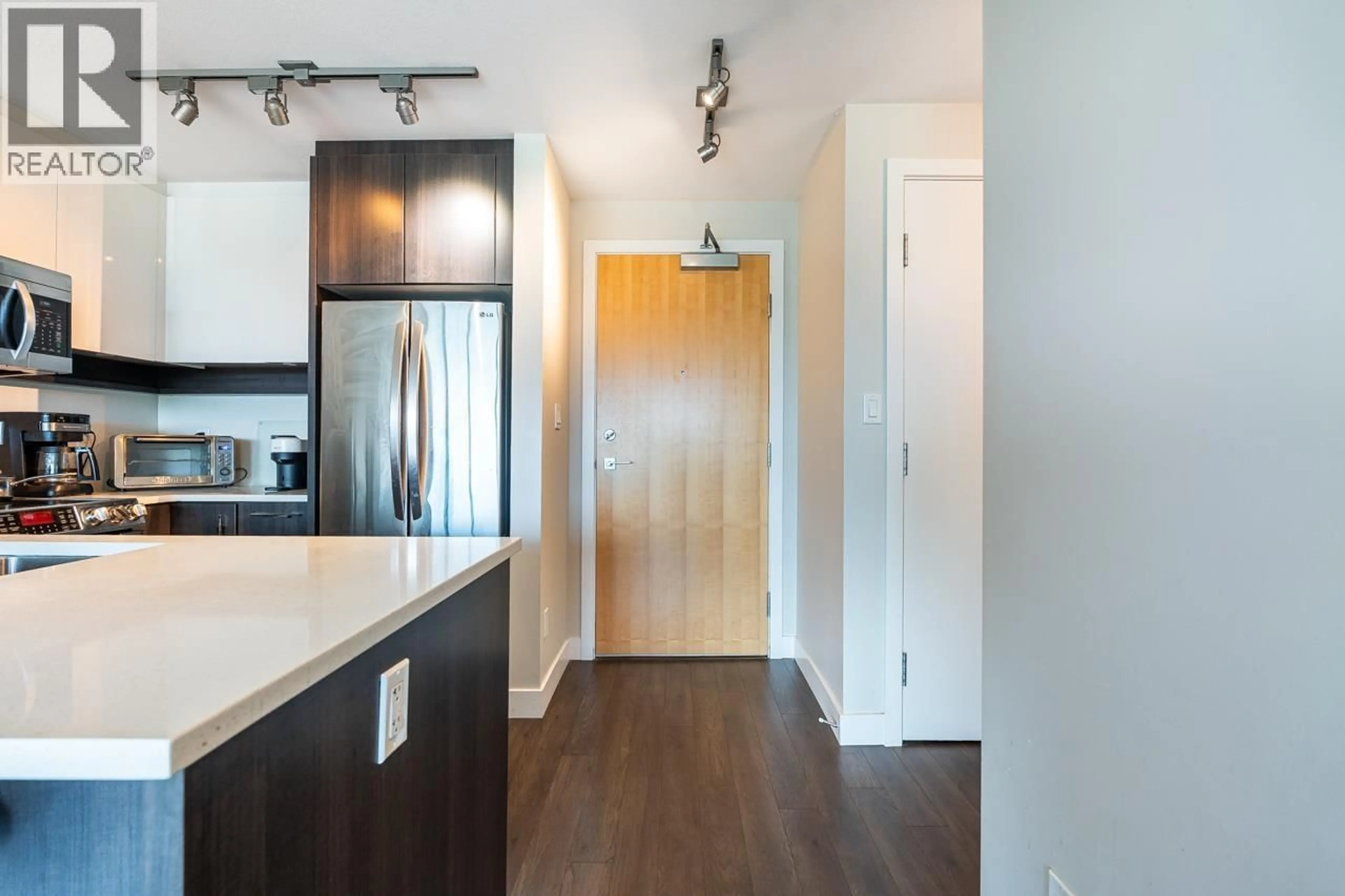 Unknown for 1606 - 958 RIDGEWAY AVENUE, Coquitlam British Columbia V3K0C5
