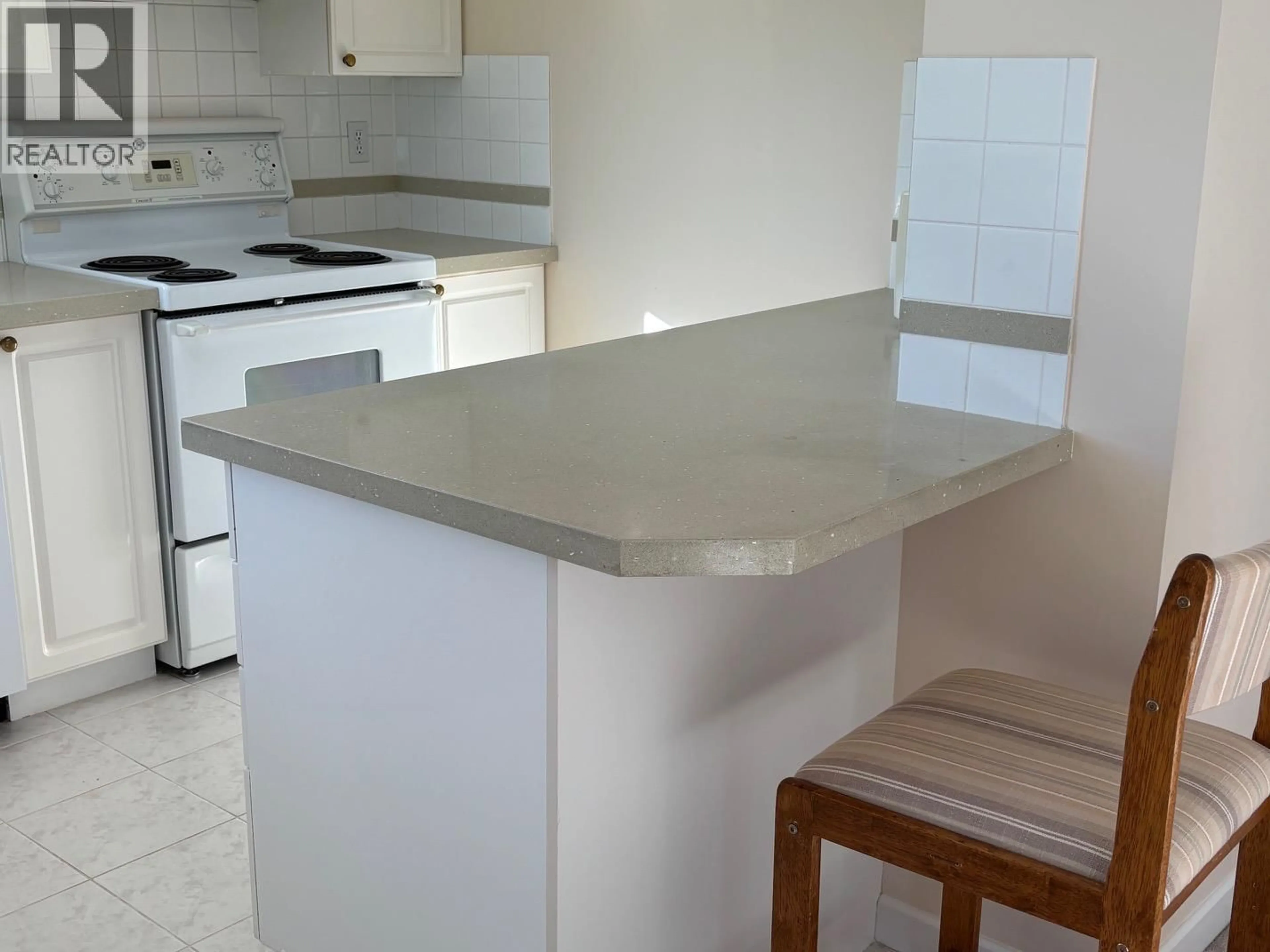 Standard kitchen, unknown for 607 - 6088 MINORU BOULEVARD, Richmond British Columbia V6Y4A8