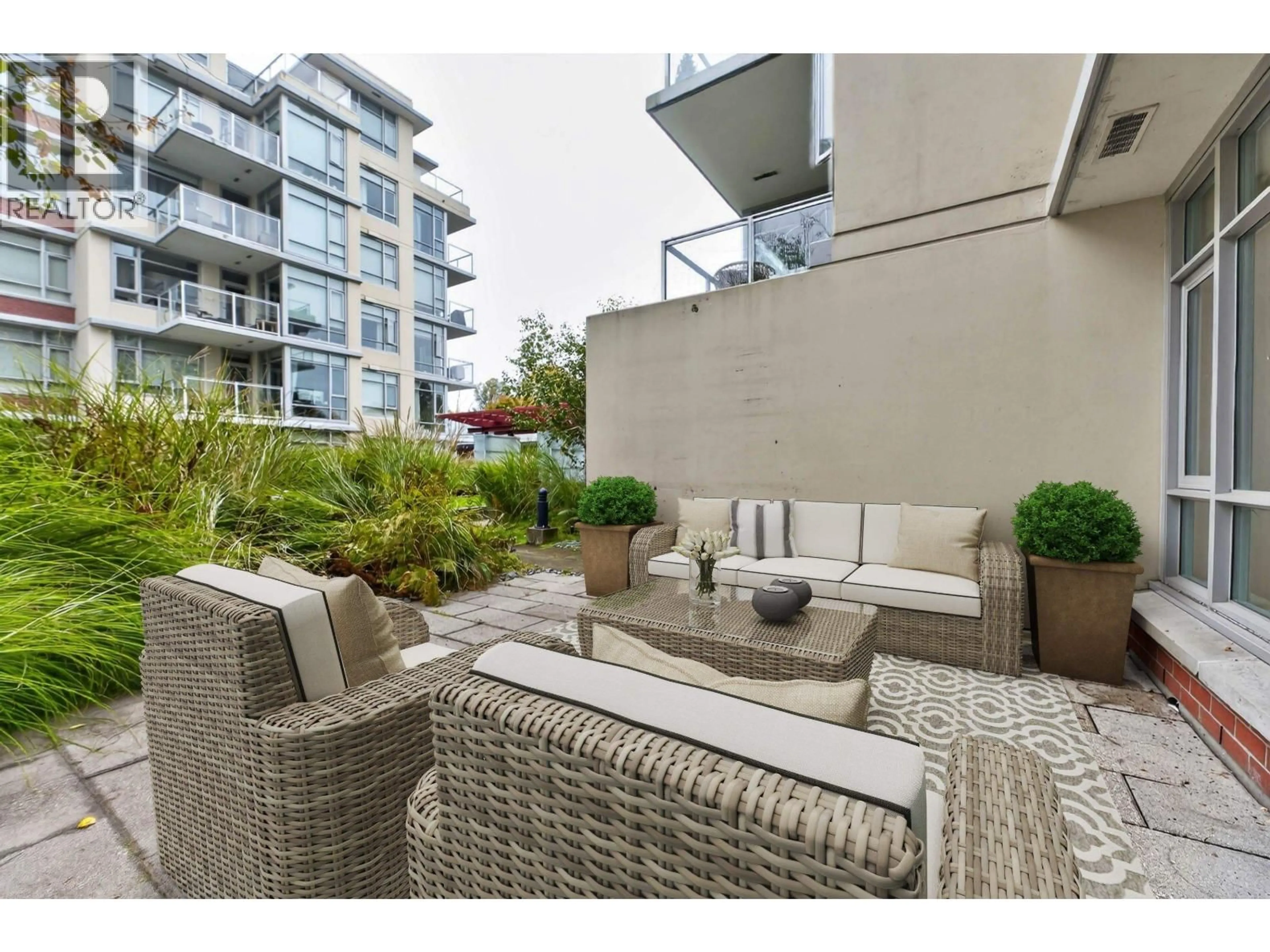 Patio, street for 314 - 2268 BROADWAY, Vancouver British Columbia V6K0B1