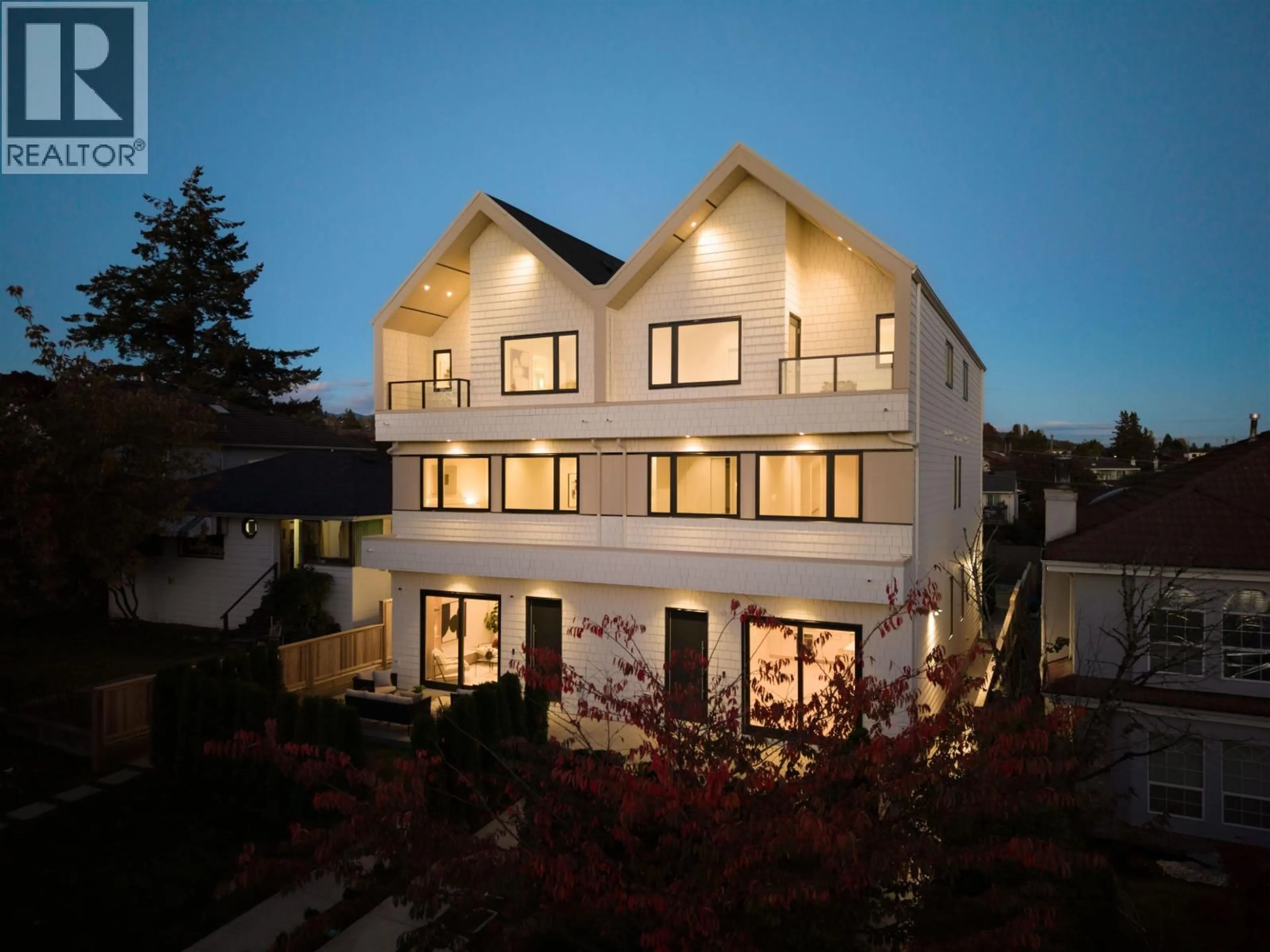 Unknown for 1 - 1458 ROSSER AVENUE, Burnaby British Columbia V5C5C8