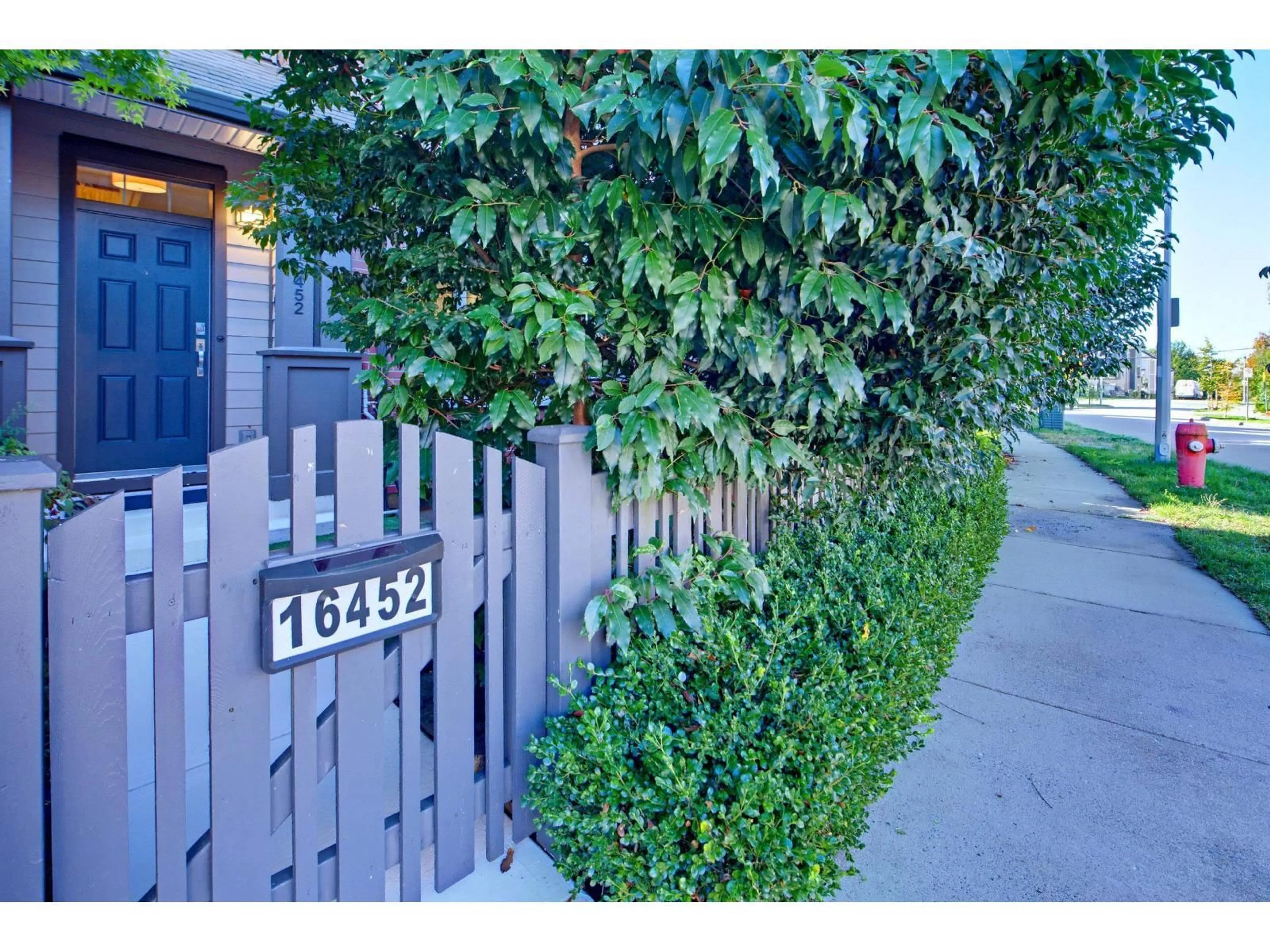 Unknown for 16452 24A AVENUE, Surrey British Columbia V3Z0V8