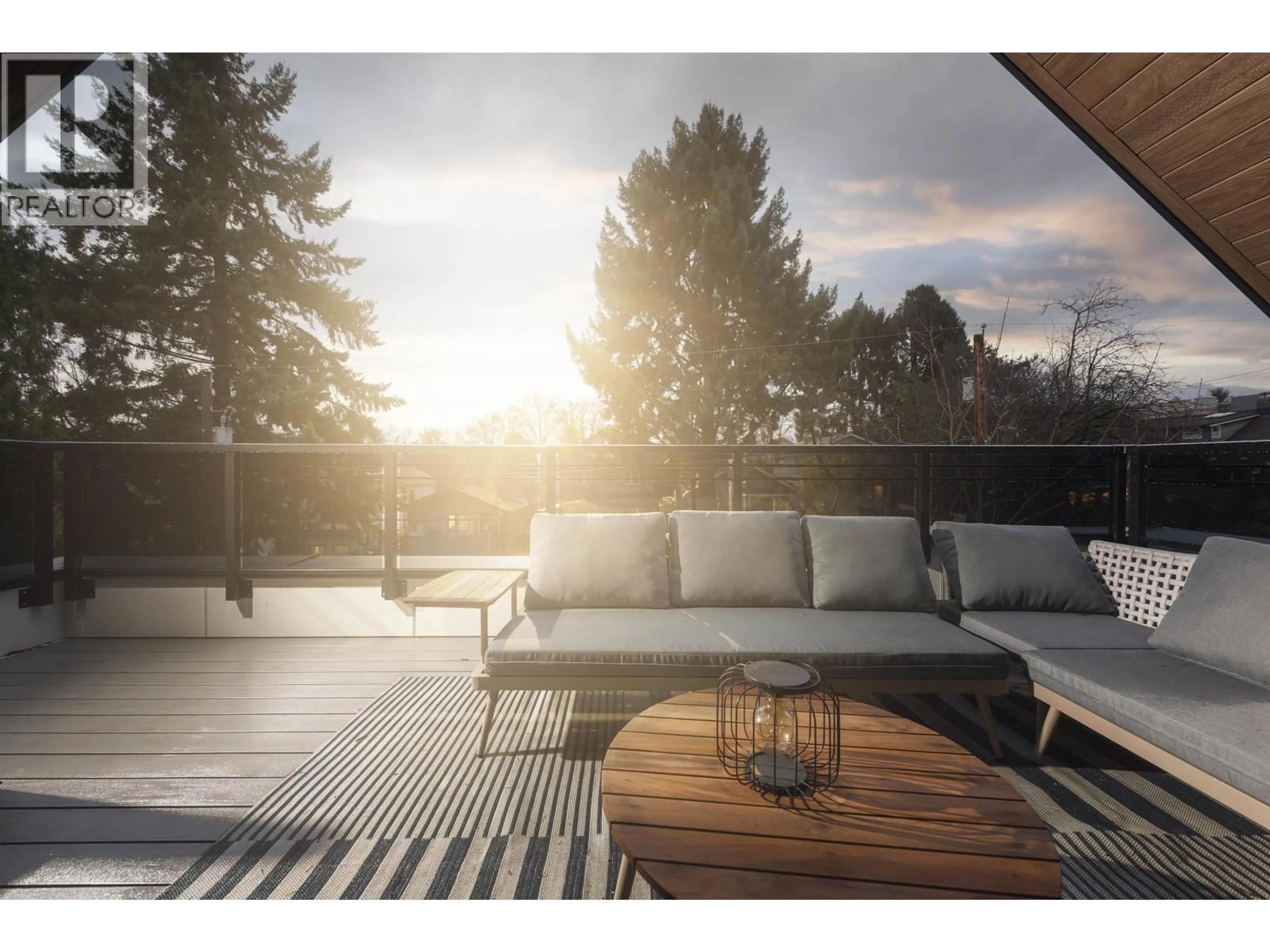 Patio, unknown for 2 - 2637 12TH AVENUE, Vancouver British Columbia V6K2P4