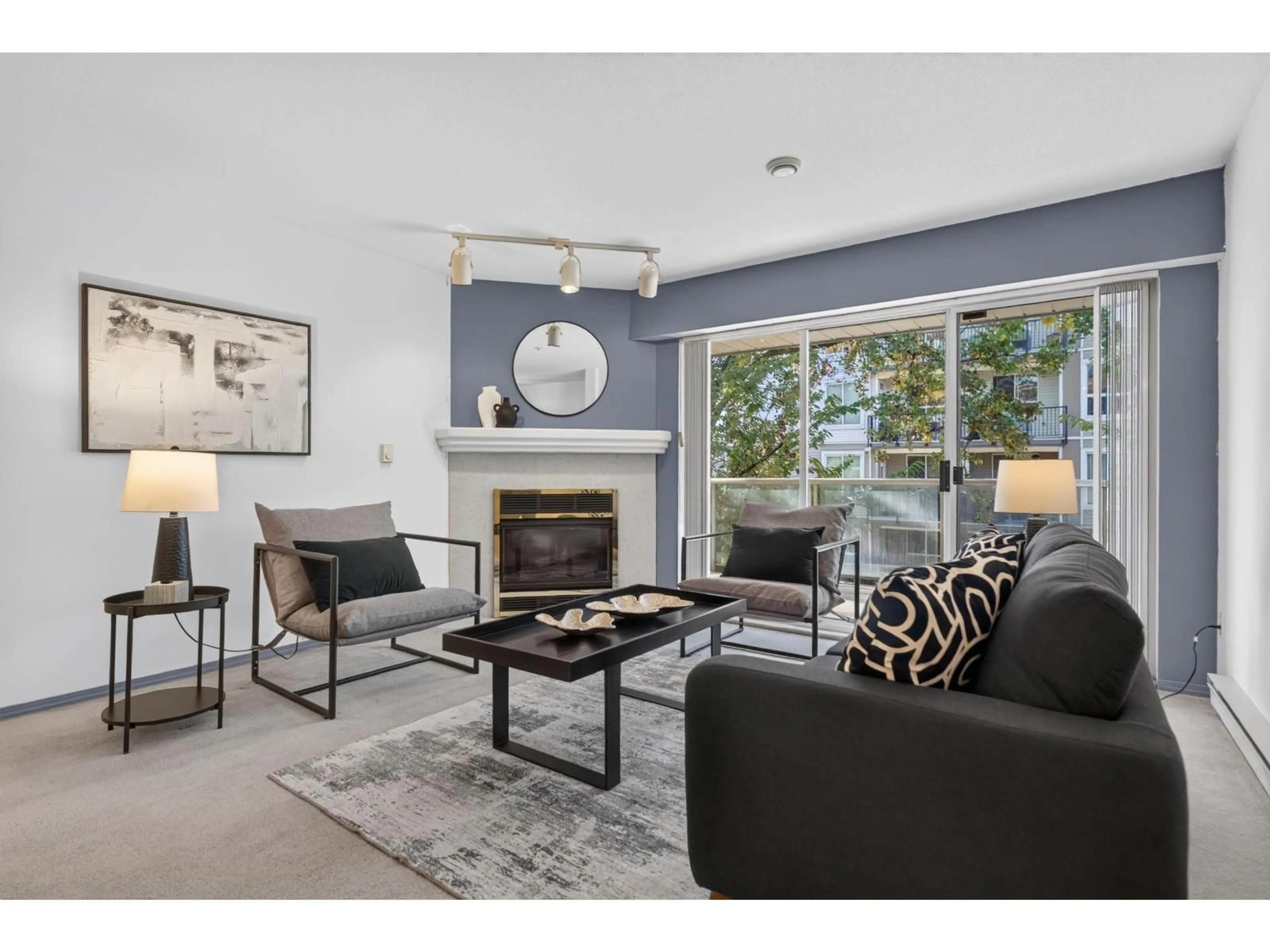 Living room with furniture, unknown for 209 - 5419 201A STREET, Langley British Columbia V3A1S7