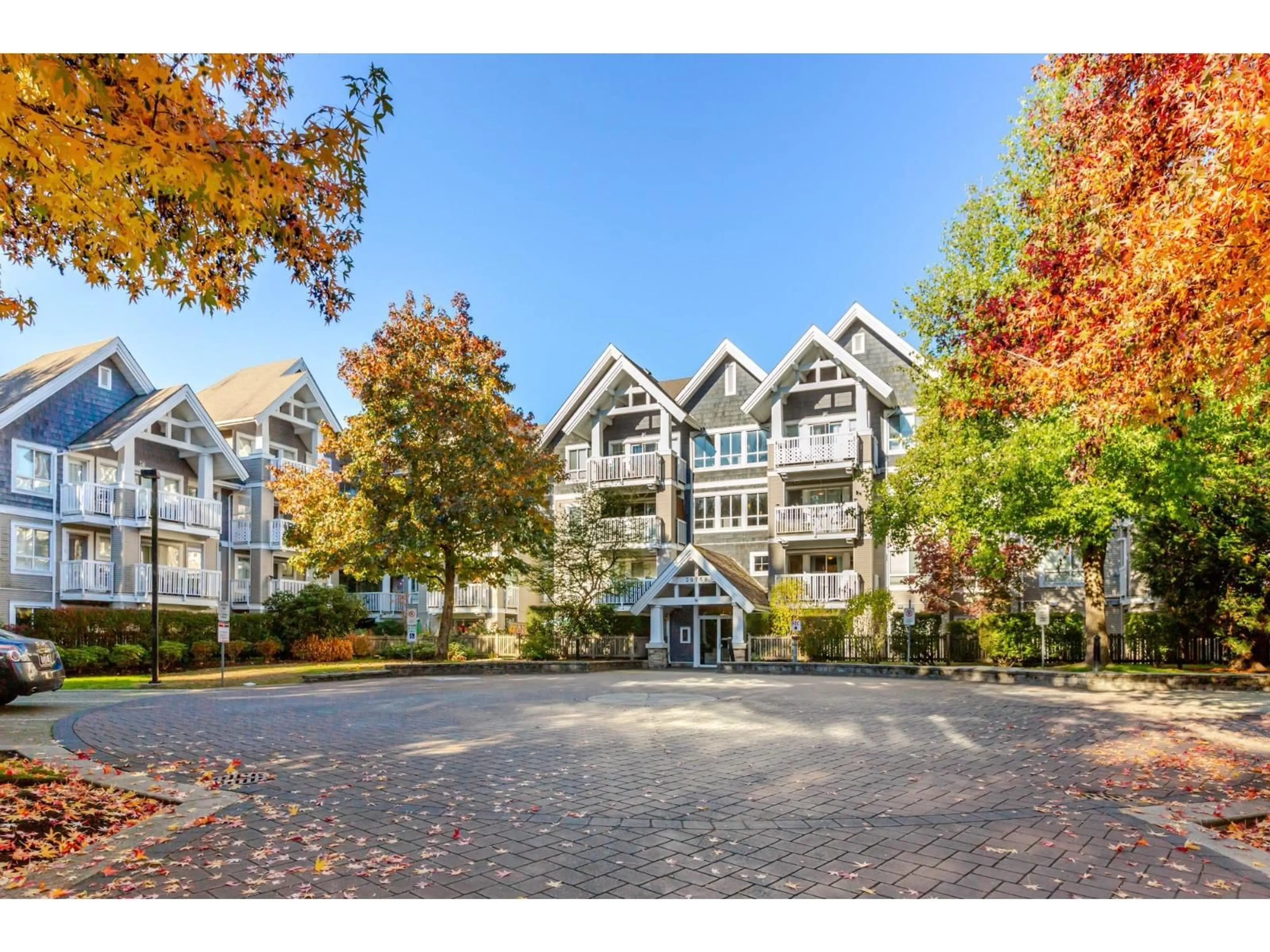 Unknown for 201 - 20750 DUNCAN WAY, Langley British Columbia V3A9J6