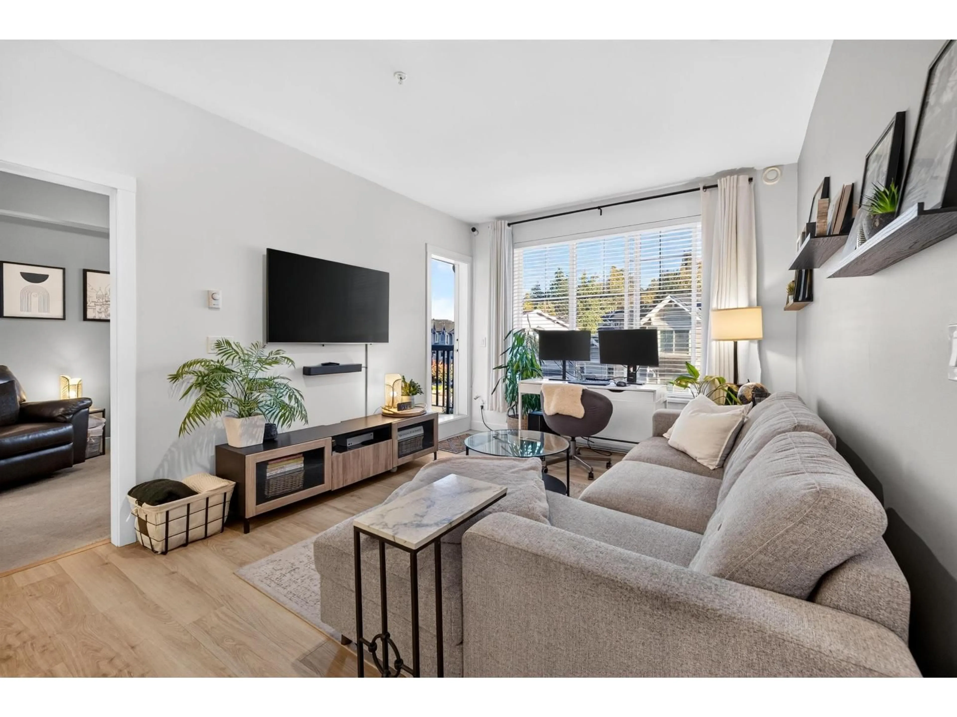 Living room with furniture, unknown for B306 - 20487 65 AVENUE, Langley British Columbia V2Y3K5