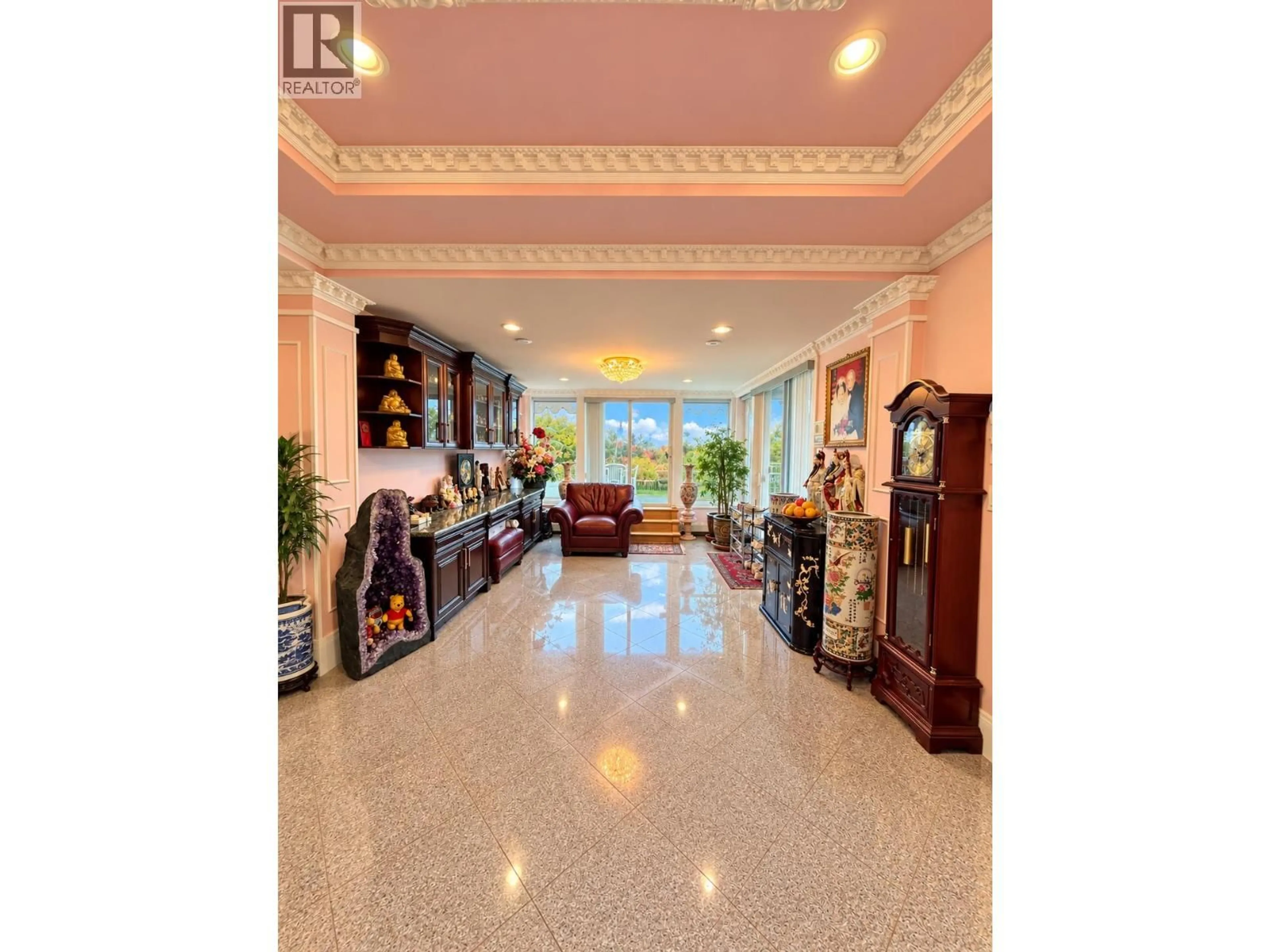 Lobby for 7468 CURTIS STREET, Burnaby British Columbia V5A1K5