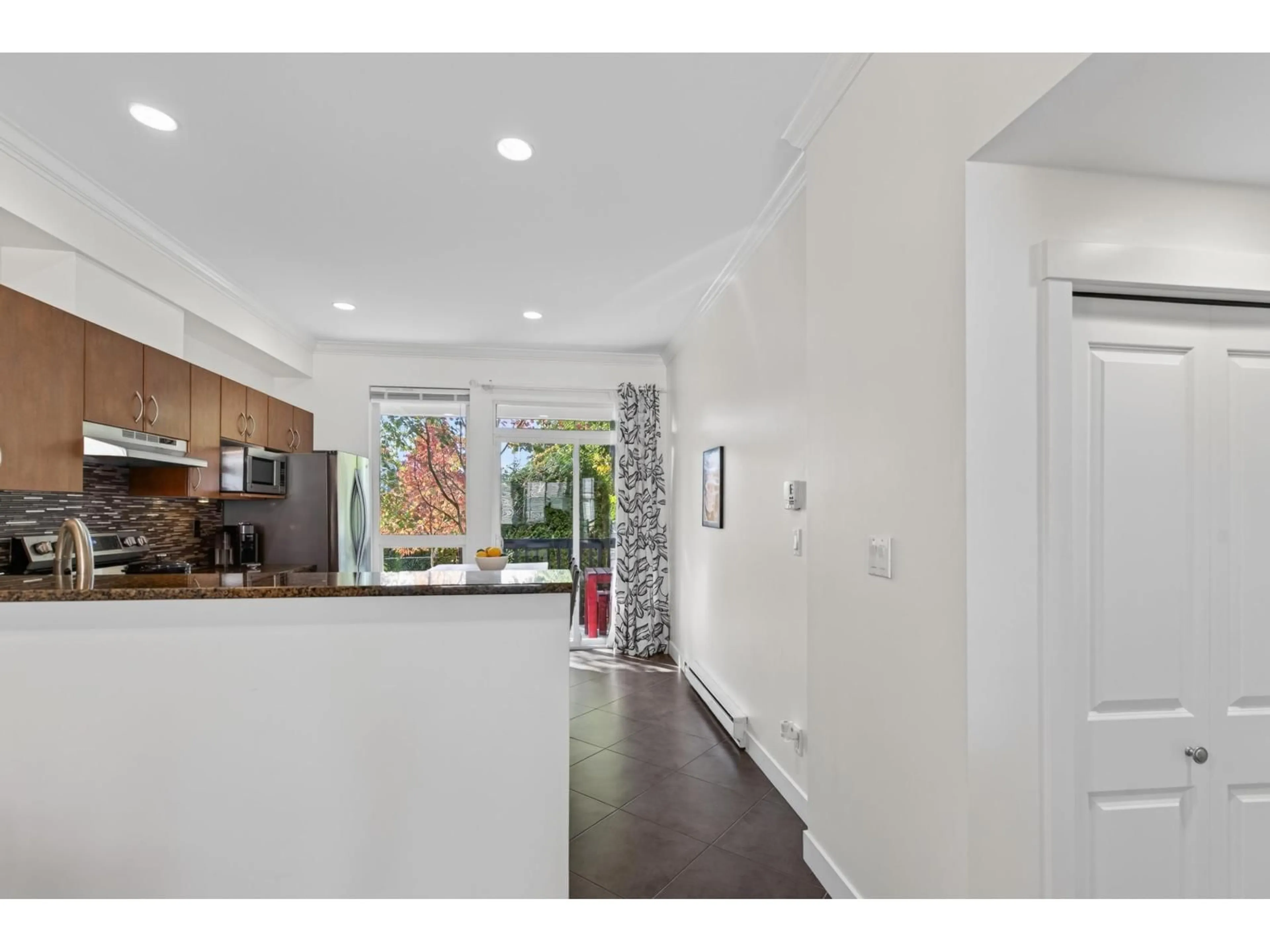 Unknown for 3 - 16772 61 AVENUE, Surrey British Columbia V3S4P2