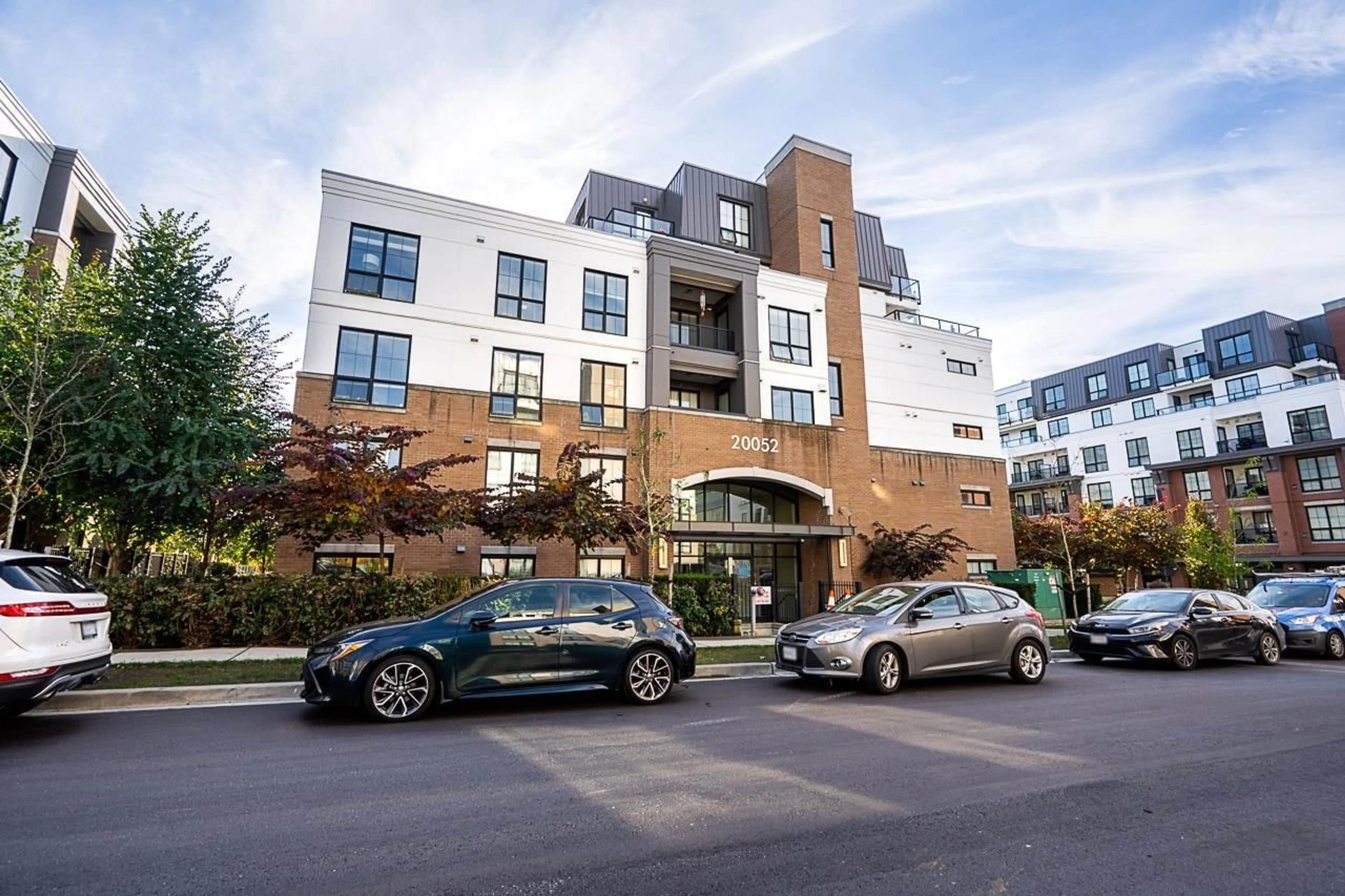 Unknown for 404 - 20052 83A AVENUE, Langley British Columbia V2Y3P4