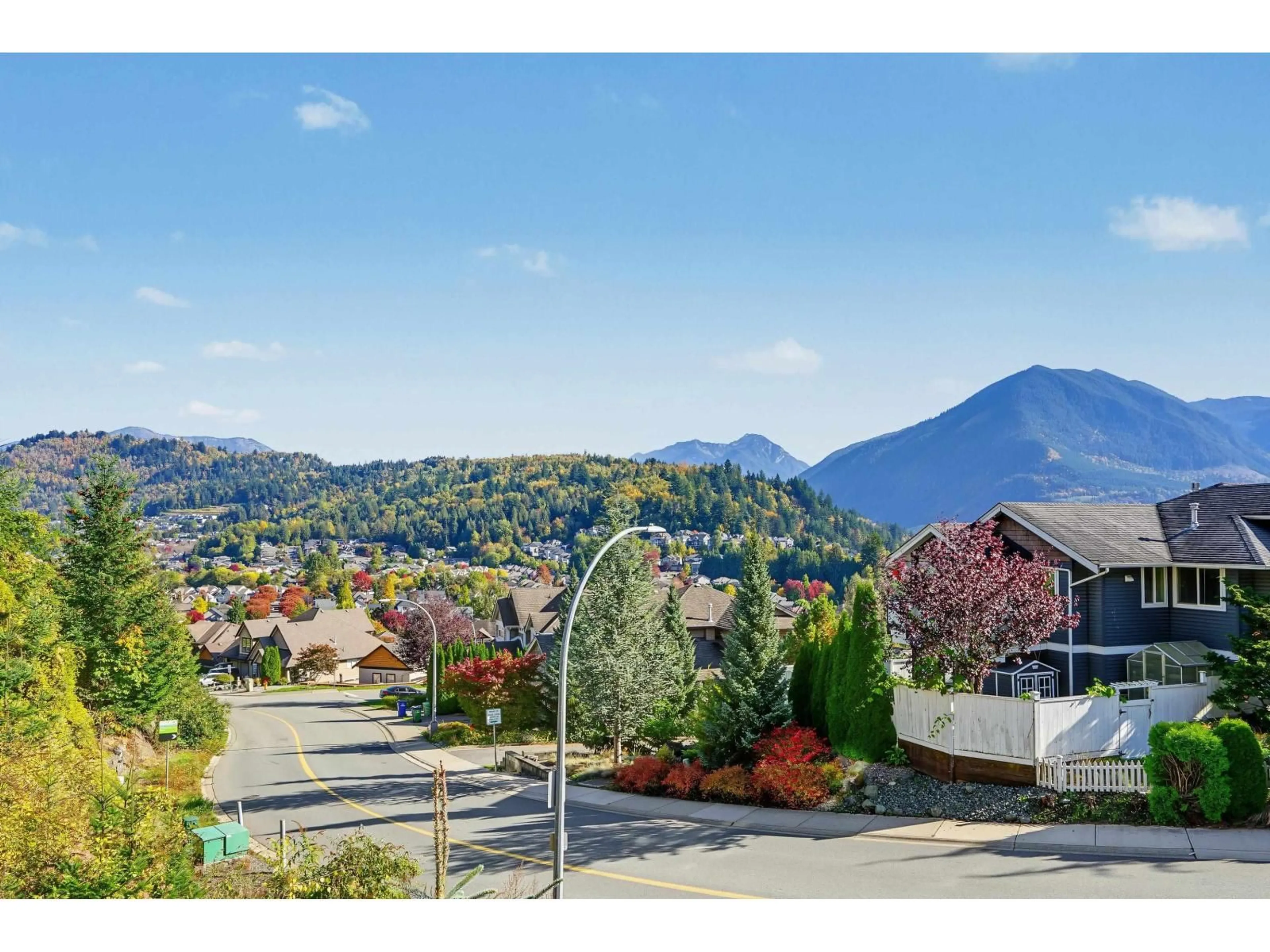 A pic from outside/outdoor area/front of a property/back of a property/a pic from drone, mountain view for 45989 WEEDEN DRIVE, Chilliwack British Columbia V2R5X2