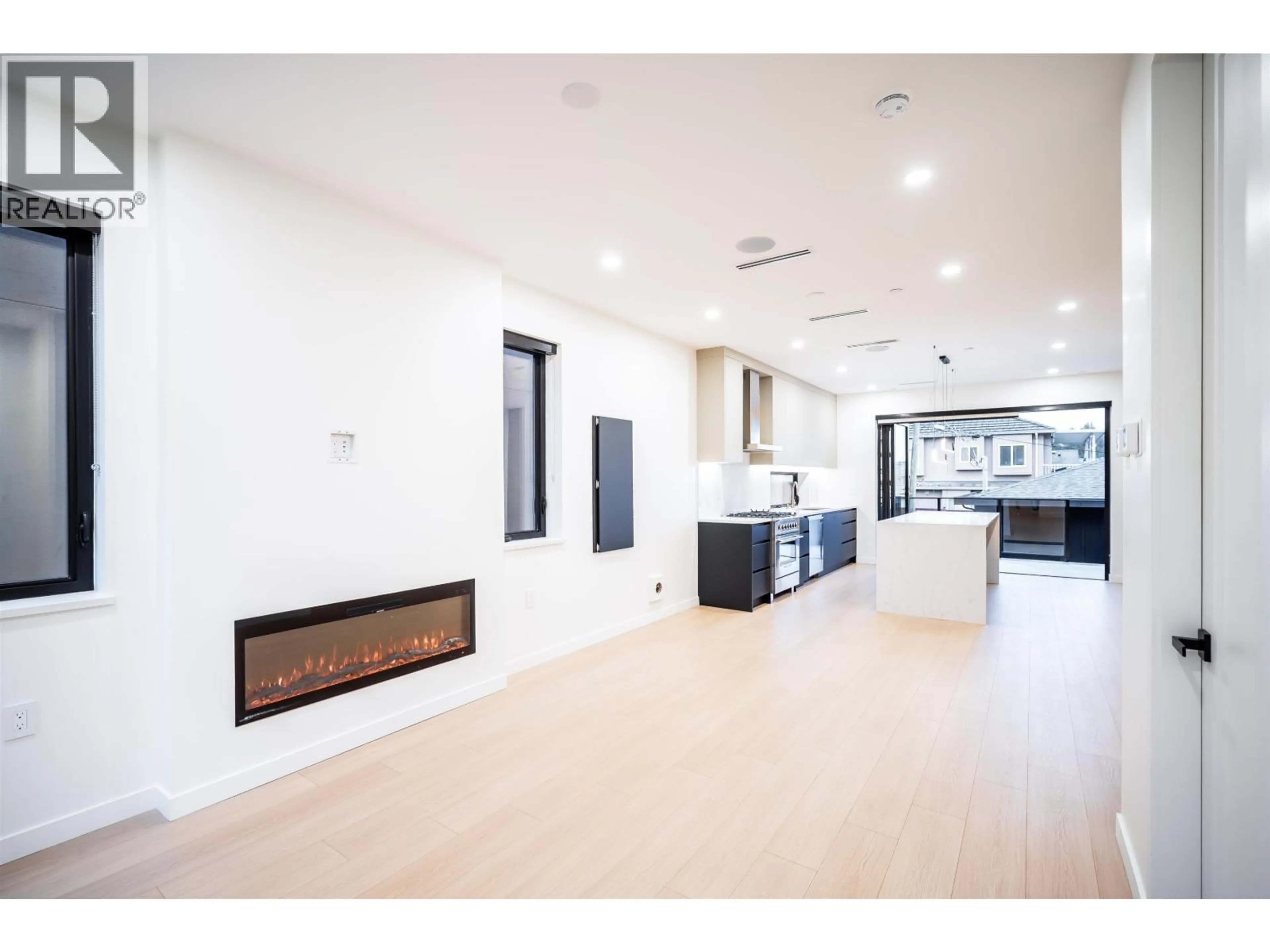 Unknown for 7960 INVERNESS STREET, Vancouver British Columbia V5X4H7