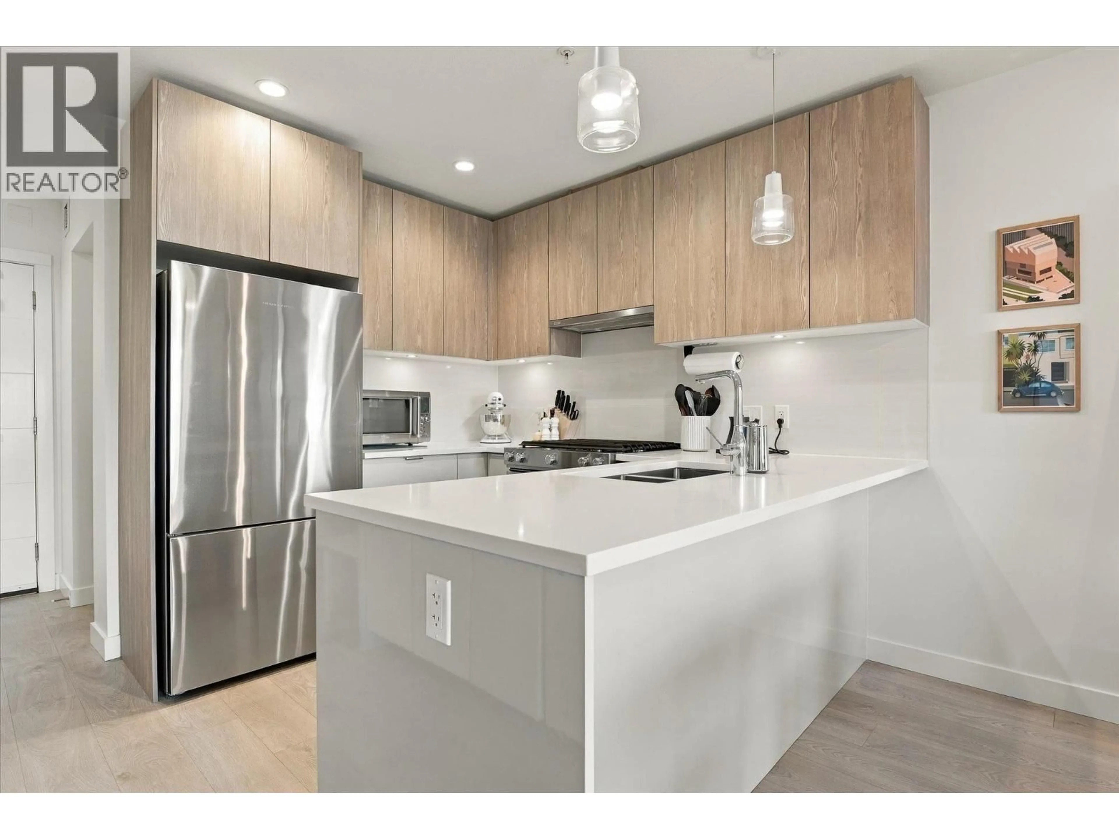 Unknown for 311 - 108 8TH STREET, North Vancouver British Columbia V7L0H1