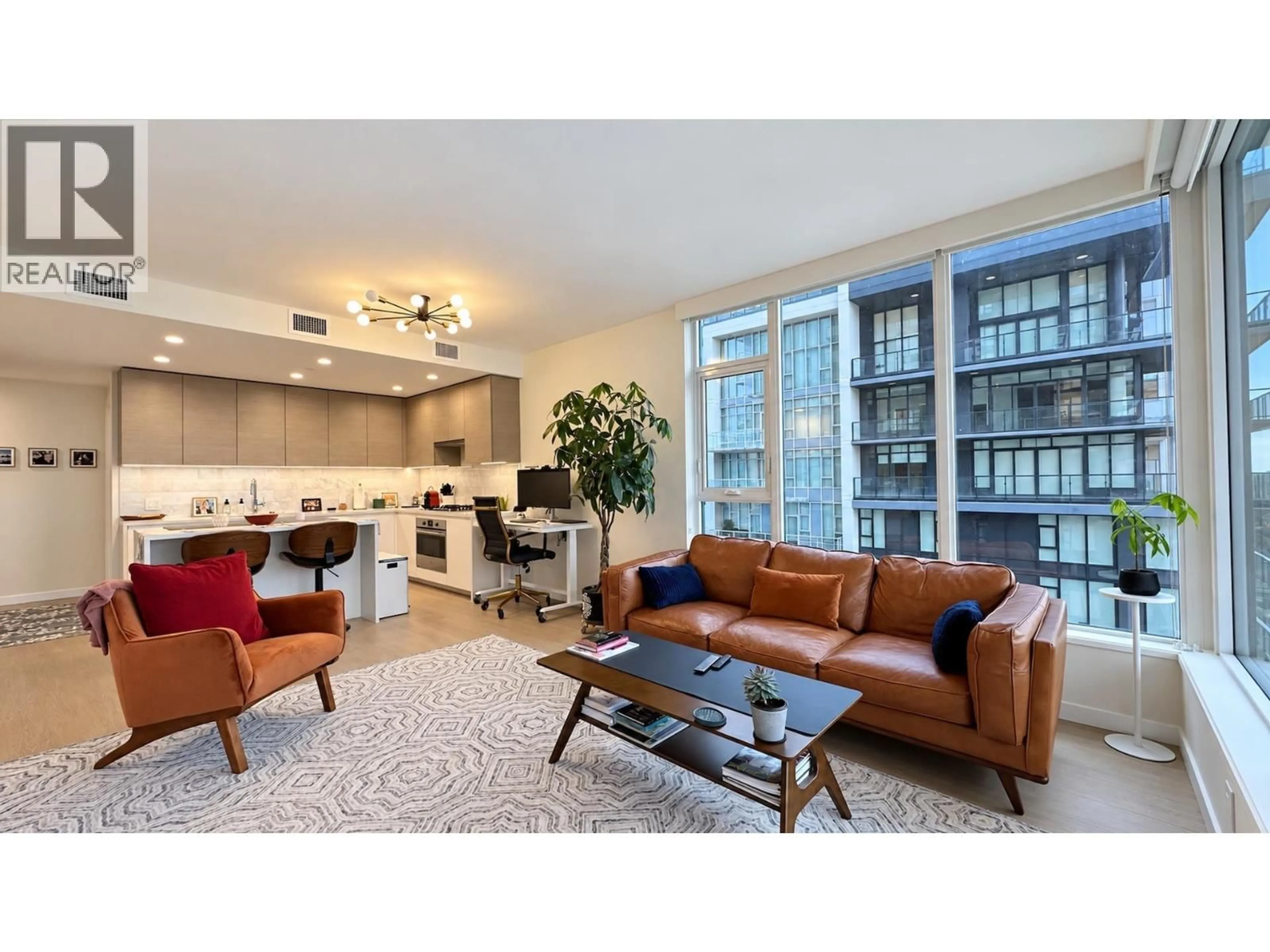 Living room with furniture, unknown for 4907 - 2108 GILMORE AVENUE, Burnaby British Columbia V5C0N8