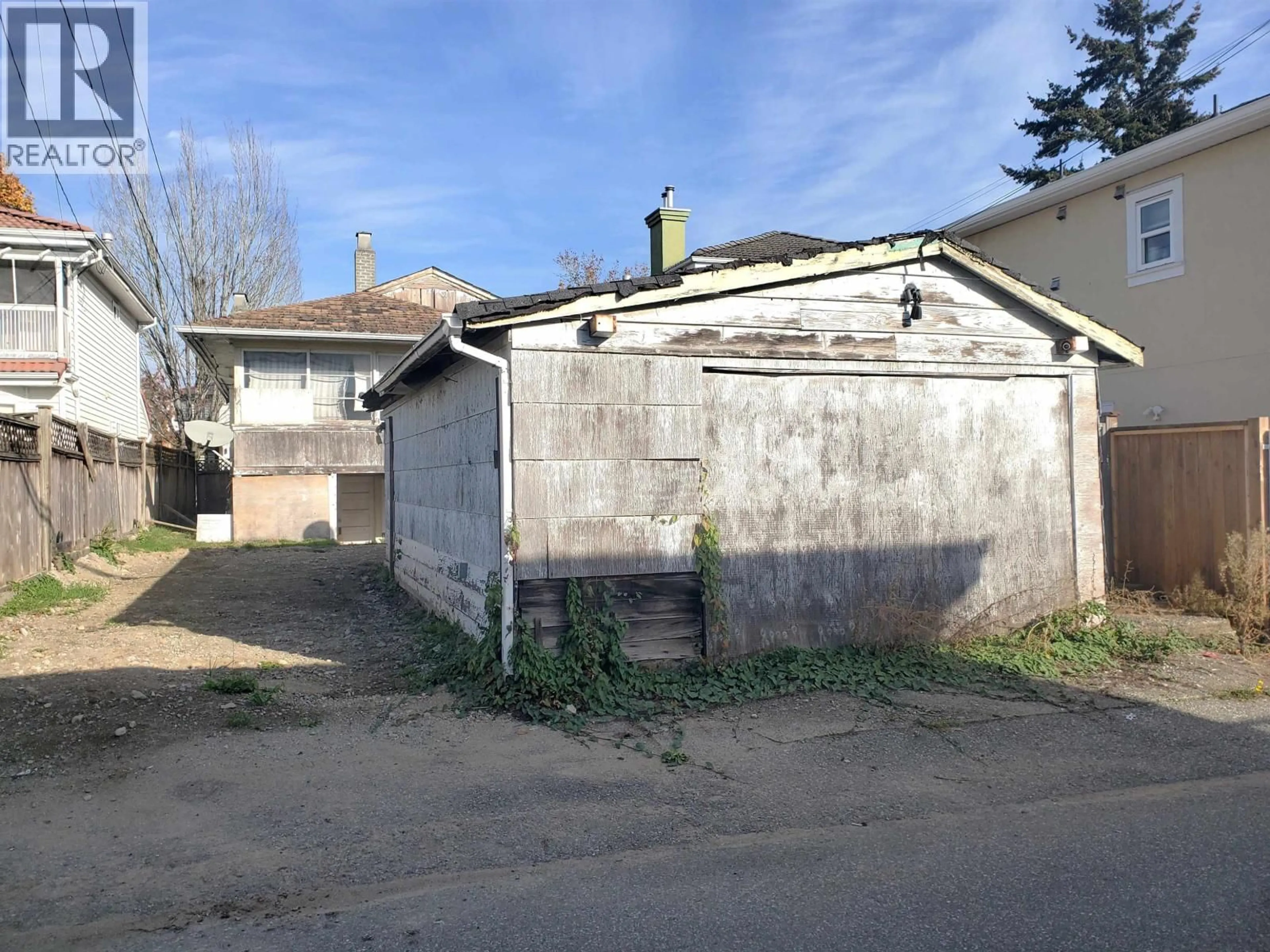 Shed for 1582 49TH AVENUE, Vancouver British Columbia V5P1S6