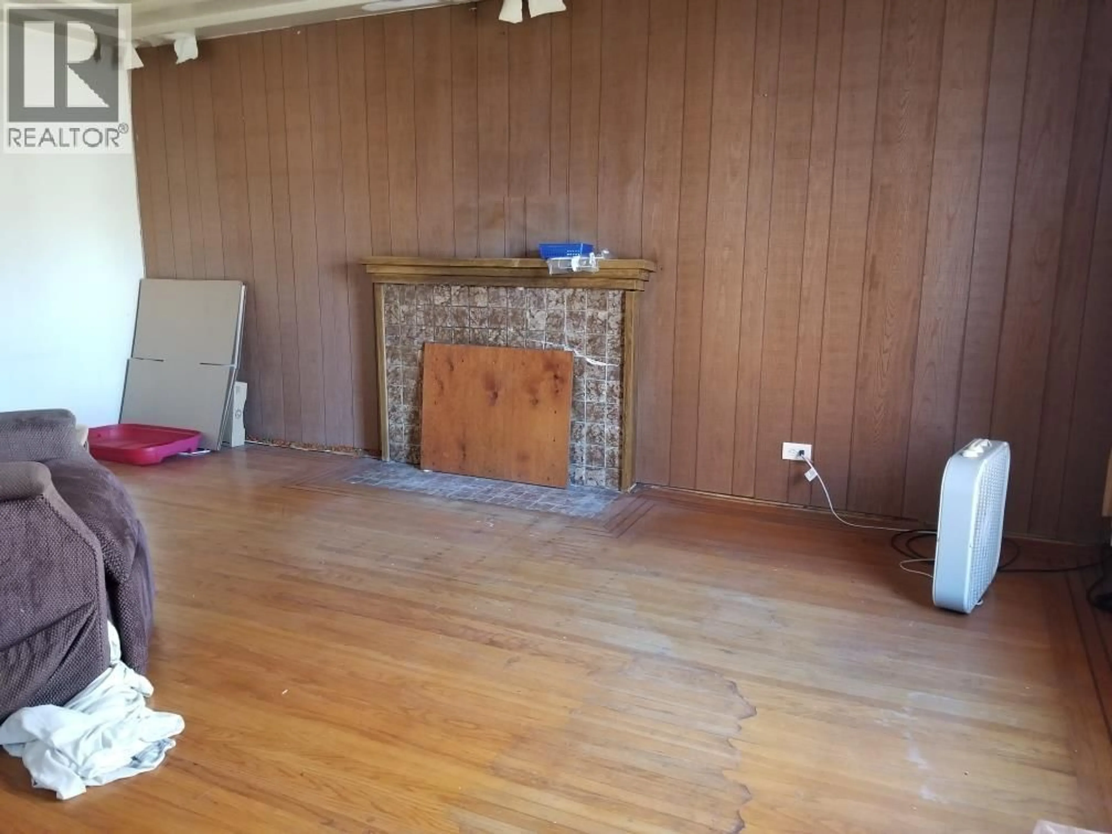 A pic of a room for 1582 49TH AVENUE, Vancouver British Columbia V5P1S6