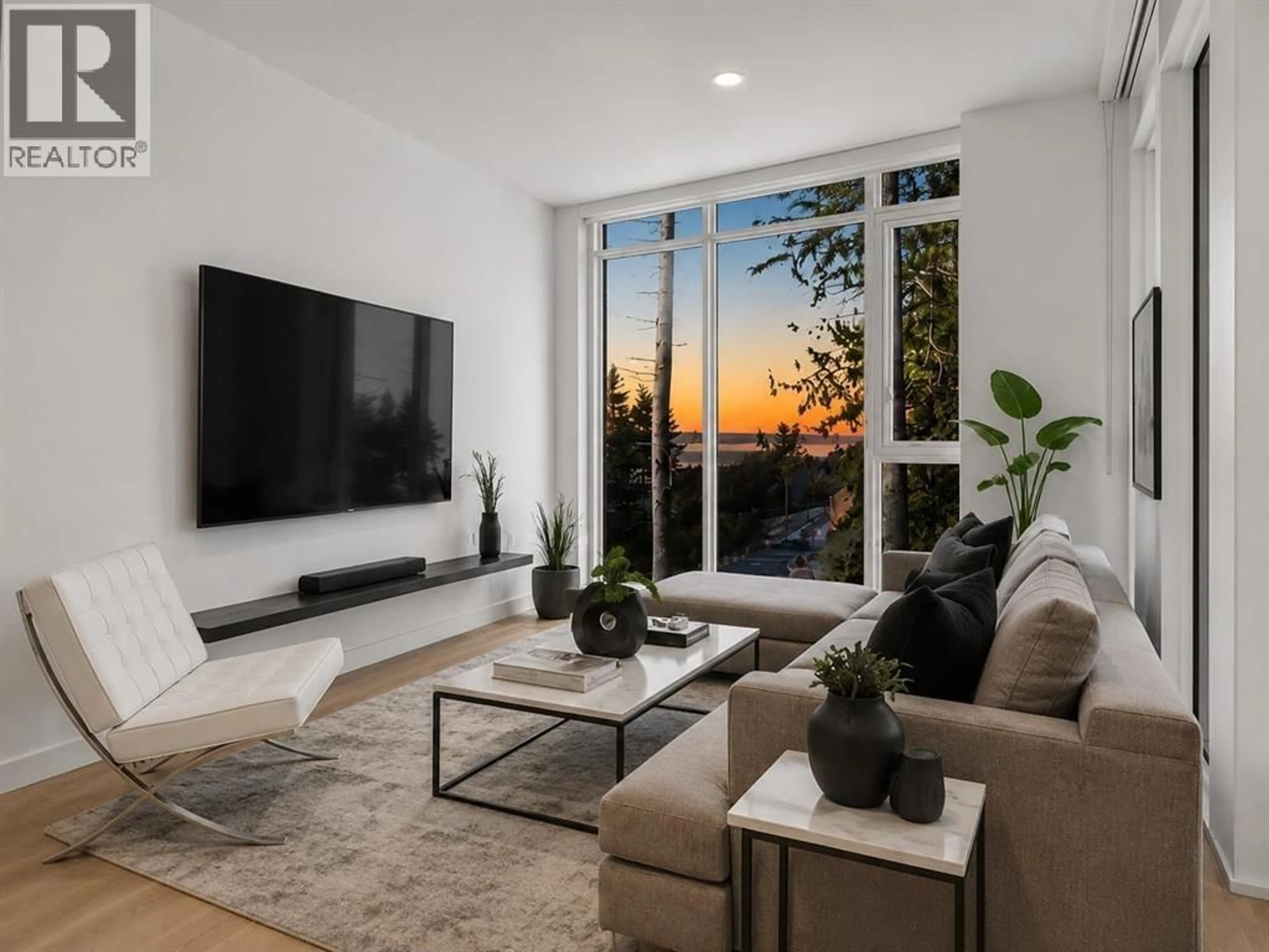 Living room with furniture, unknown for 604 - 3963 UPLANDS WAY, West Vancouver British Columbia V7S0B6