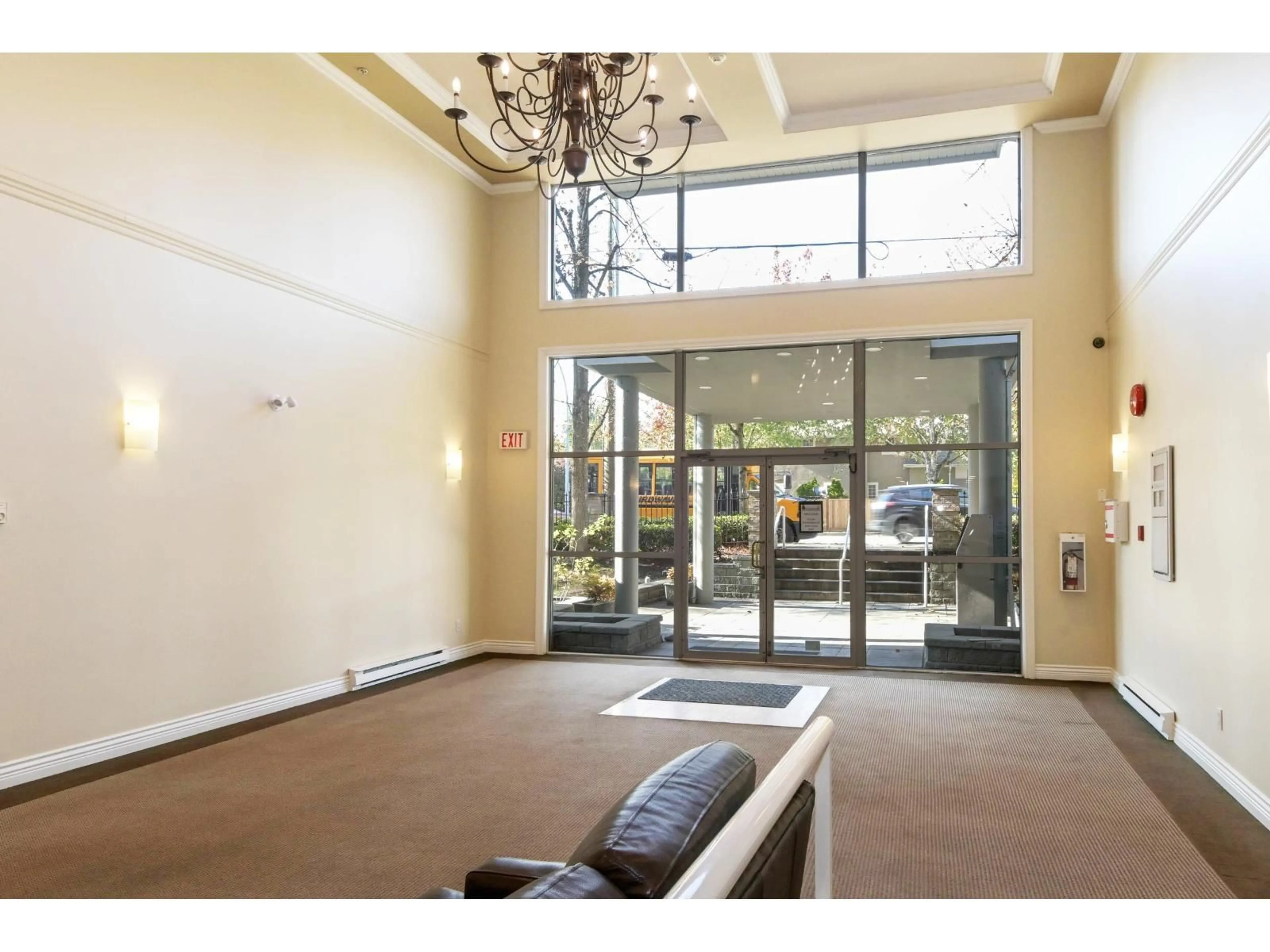 Indoor foyer for 203 - 8976 208 STREET, Langley British Columbia V1M2Y8