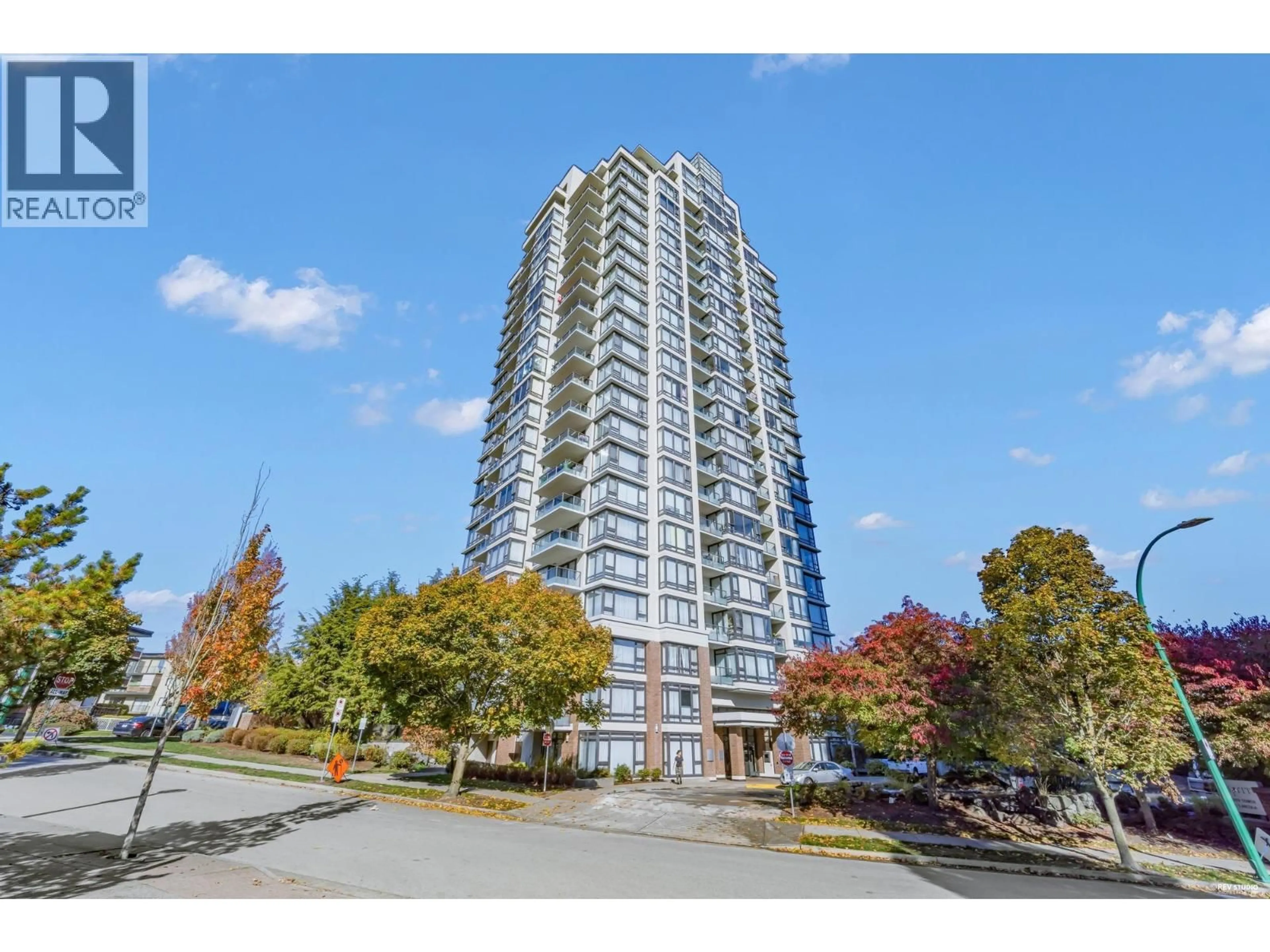 Unknown for 1907 - 7325 ARCOLA STREET, Burnaby British Columbia V5E0A8