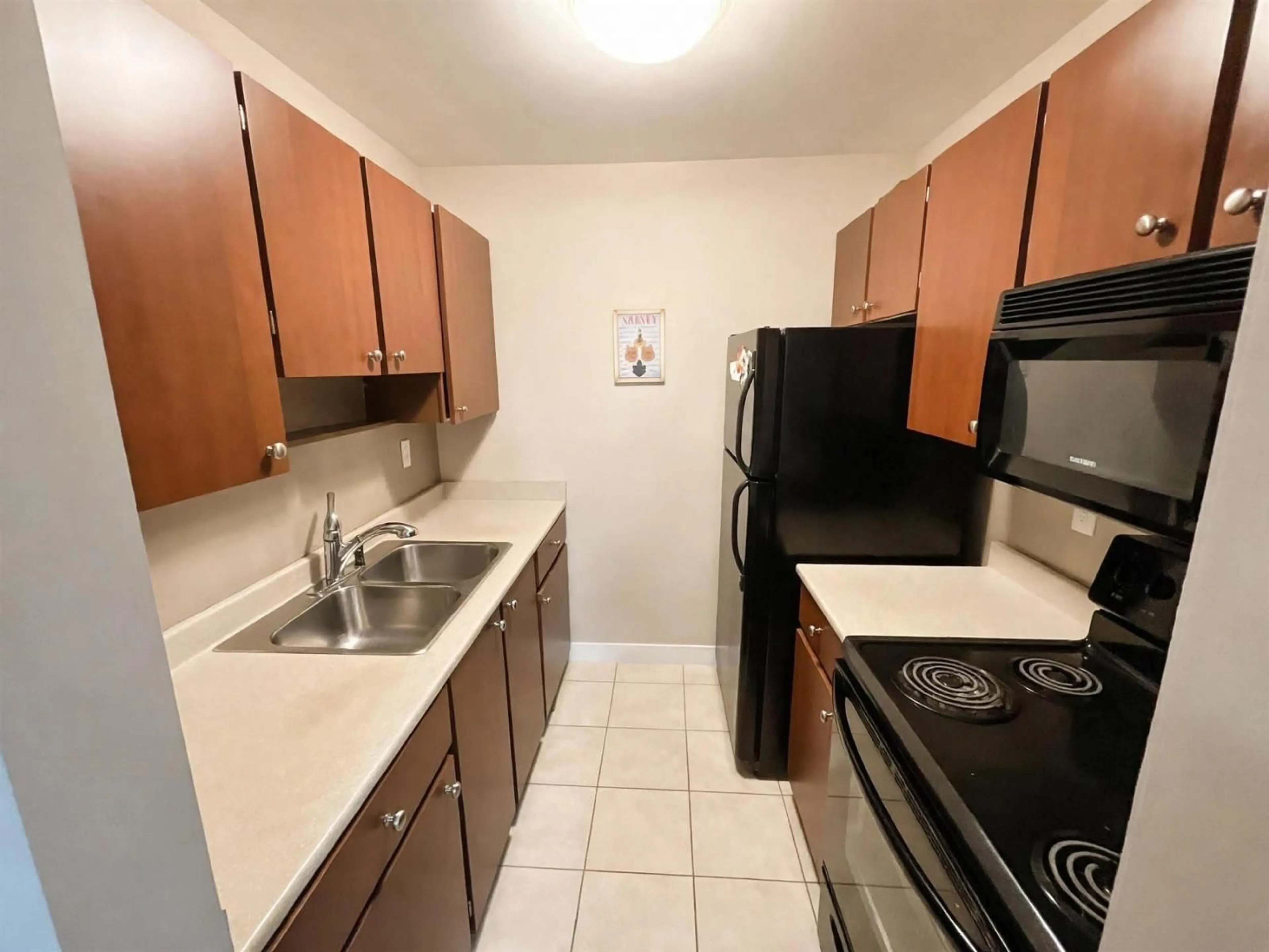 Standard kitchen, unknown for 203 - 5664 200 STREET, Langley British Columbia V3A1M8
