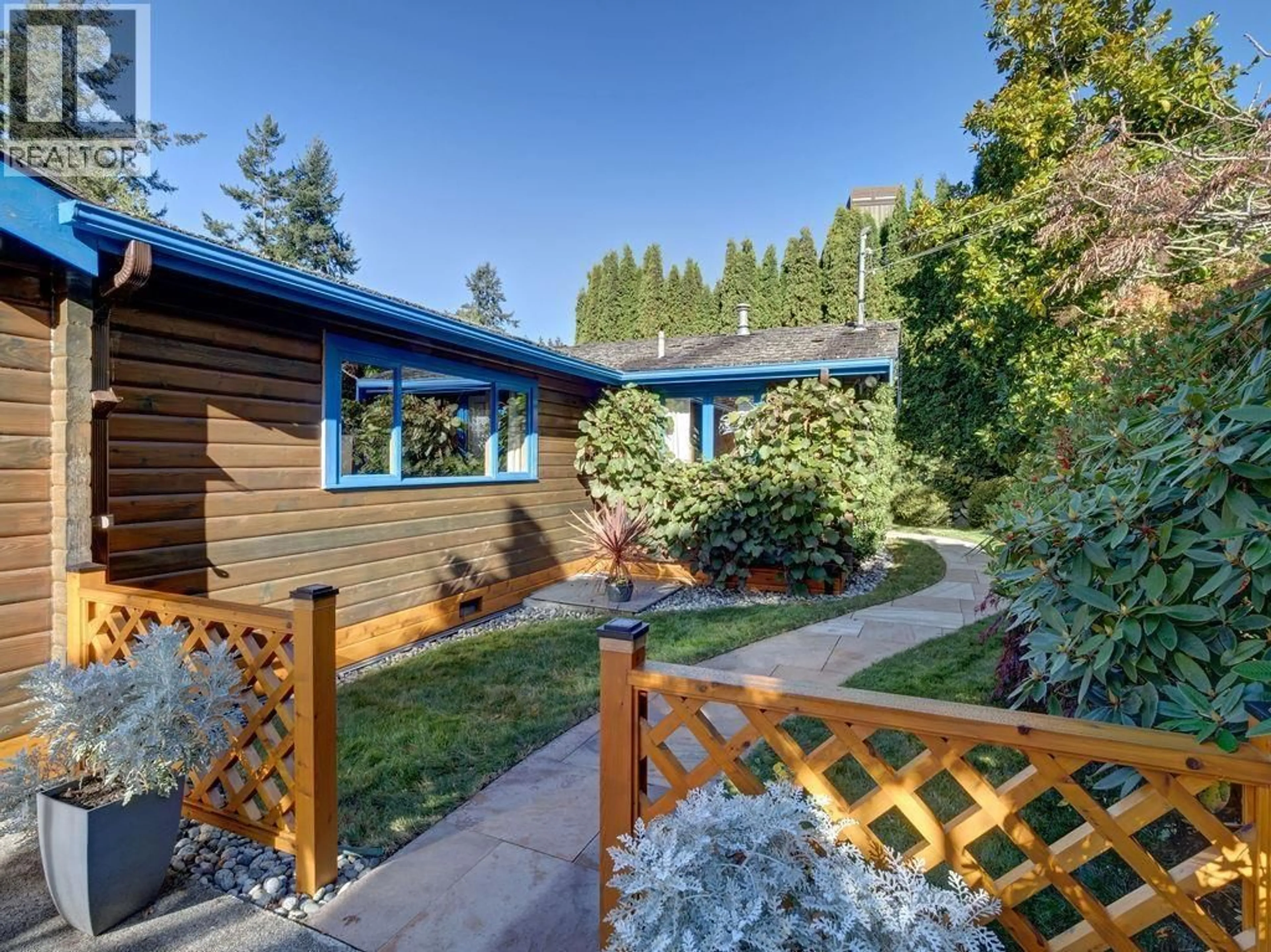 Unknown for 5229 YACHT ROAD, Sechelt British Columbia V7Z0C1