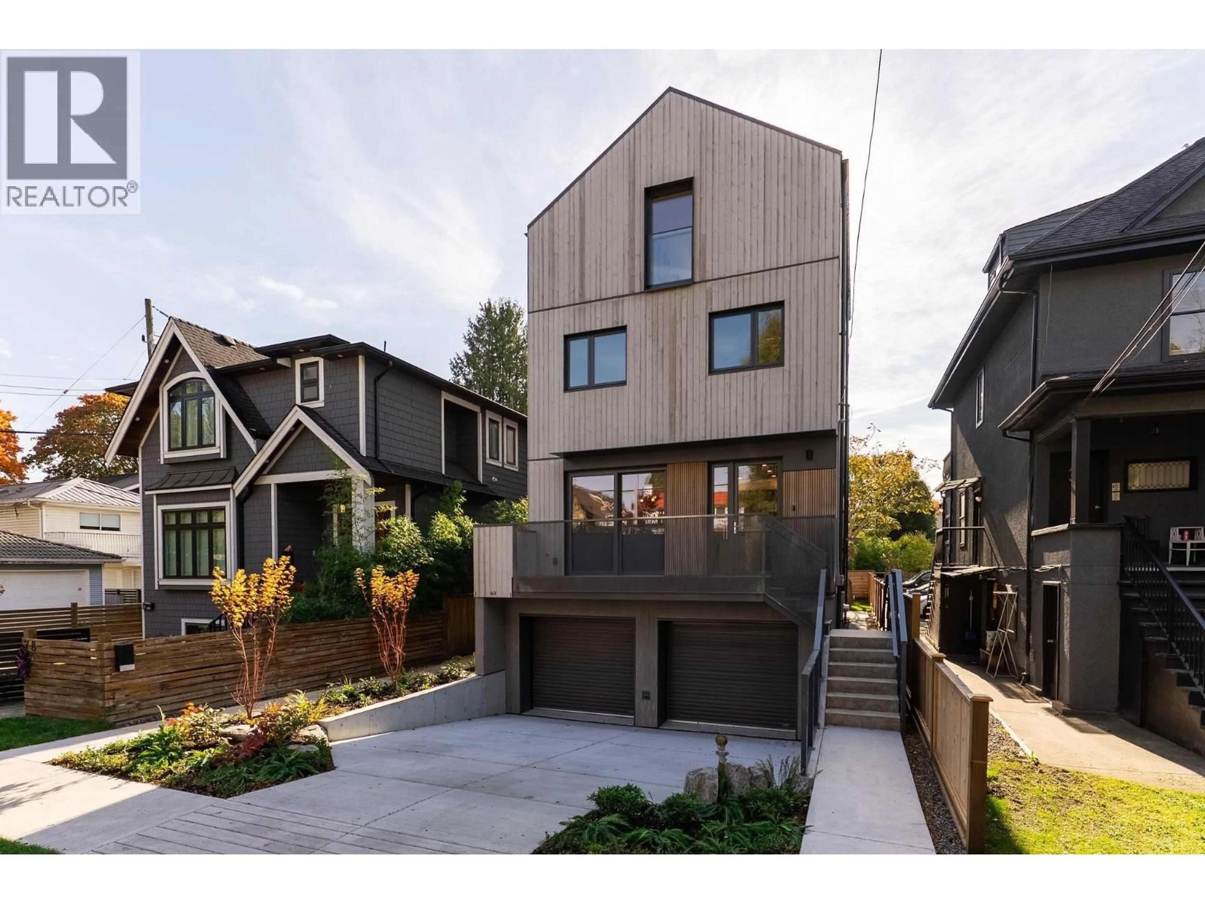 Home with brick exterior material, street for 1 - 60 17TH AVENUE, Vancouver British Columbia V5V1A2