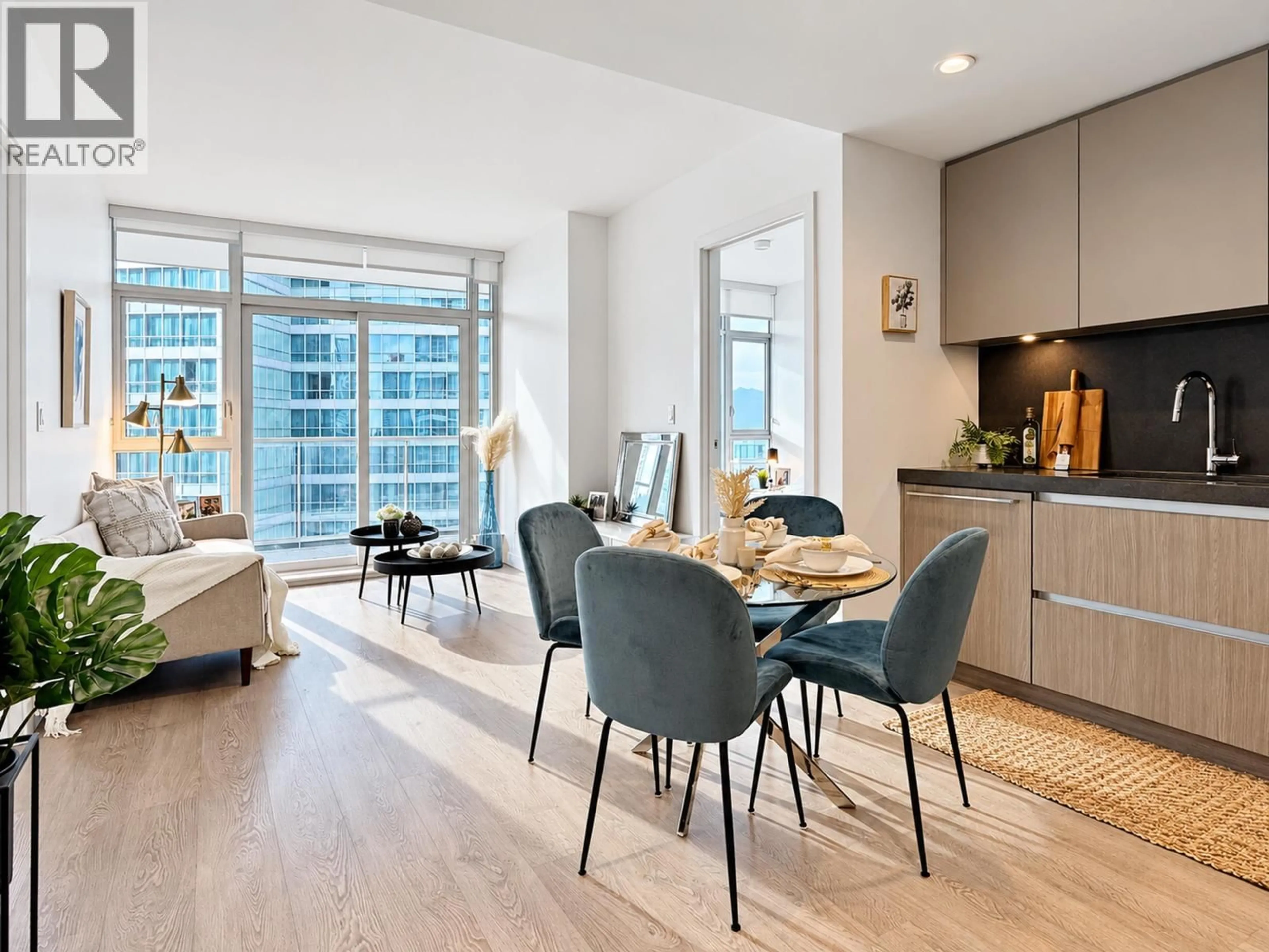 Open concept kitchen, unknown for 703 - 6080 MCKAY AVENUE, Burnaby British Columbia V5H0J4