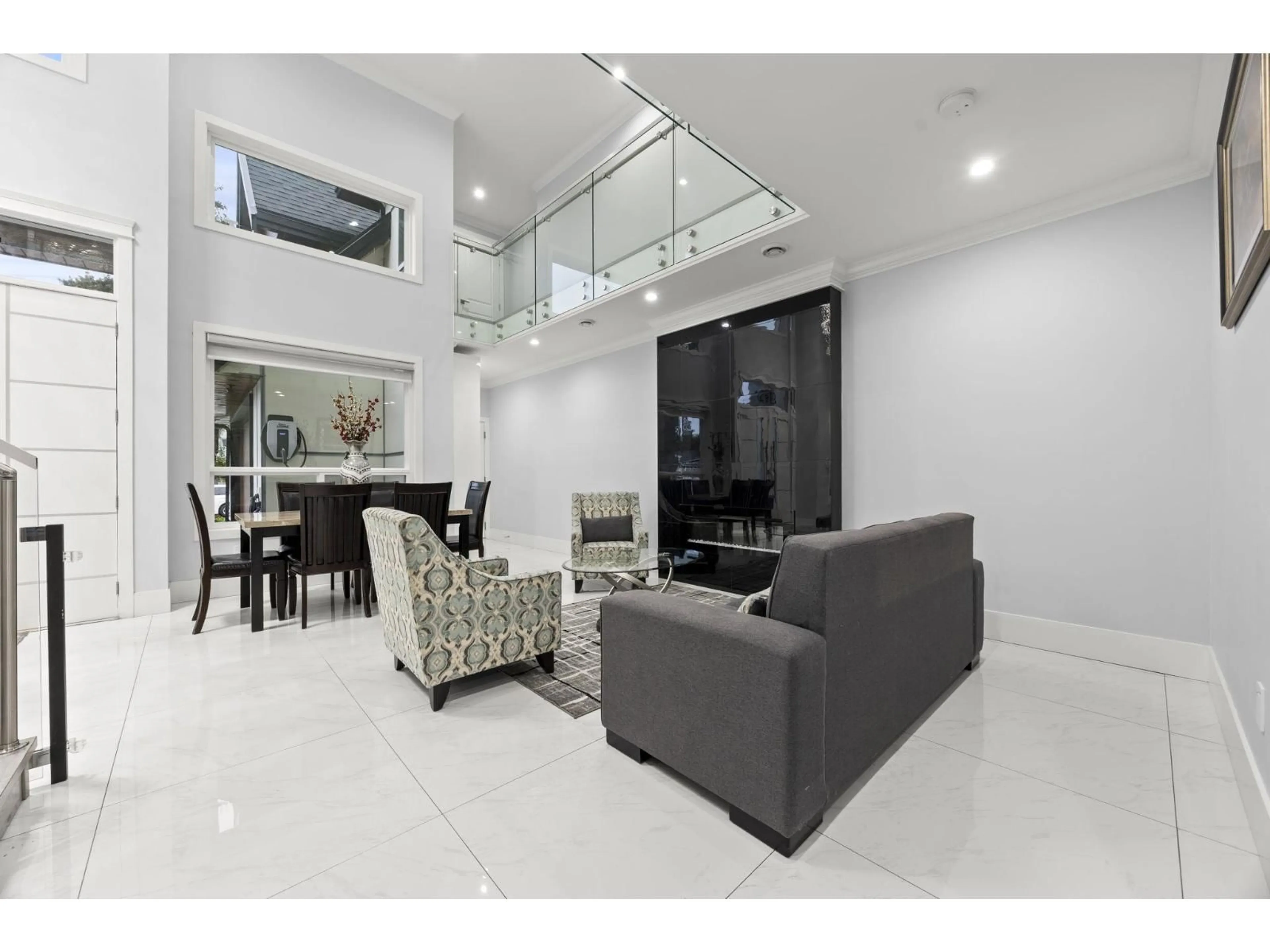 Unknown for 12973 GLENGARRY CRESCENT, Surrey British Columbia V3V1S9