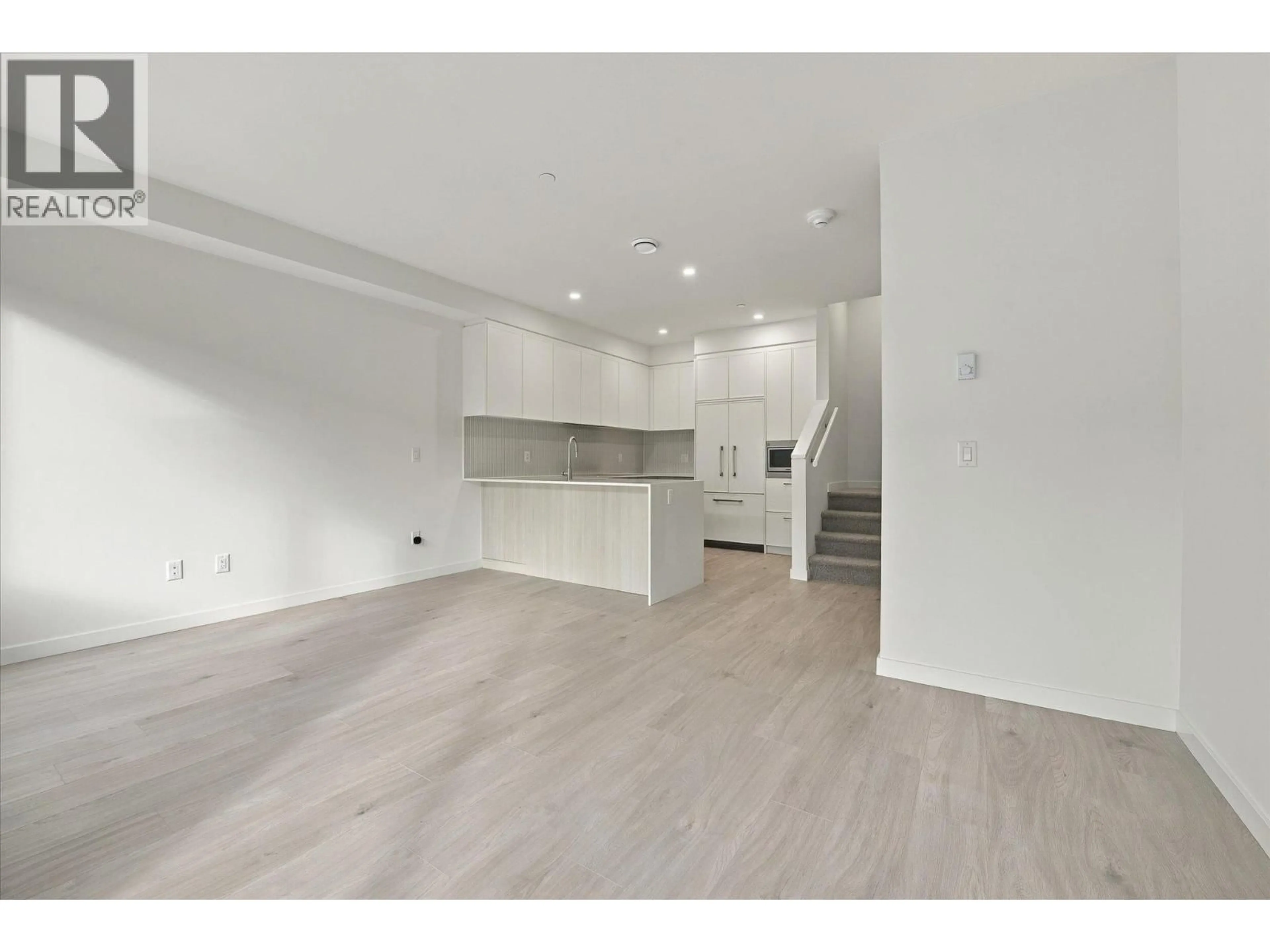Unknown for 110 - 954 LYTTON STREET, North Vancouver British Columbia V7P0C4