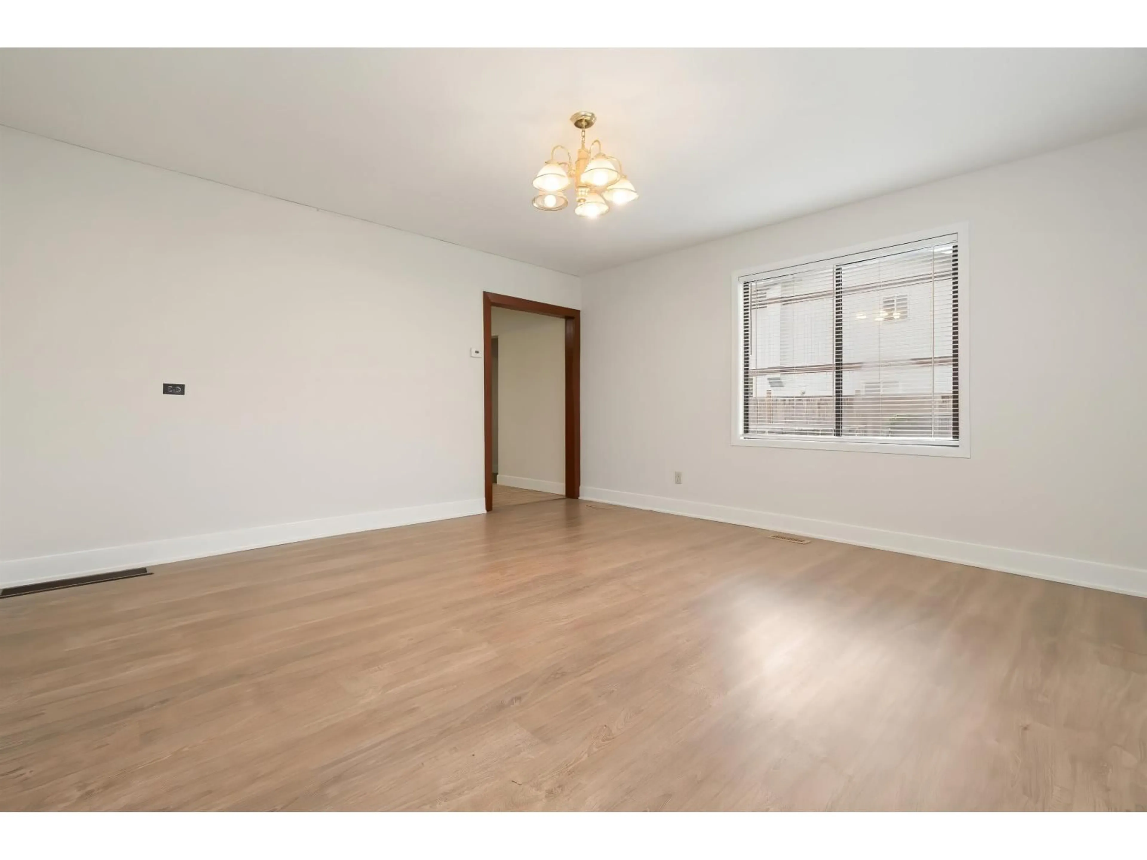 A pic of a room for 9428 MCNAUGHT ROAD, Chilliwack British Columbia V2P6E8