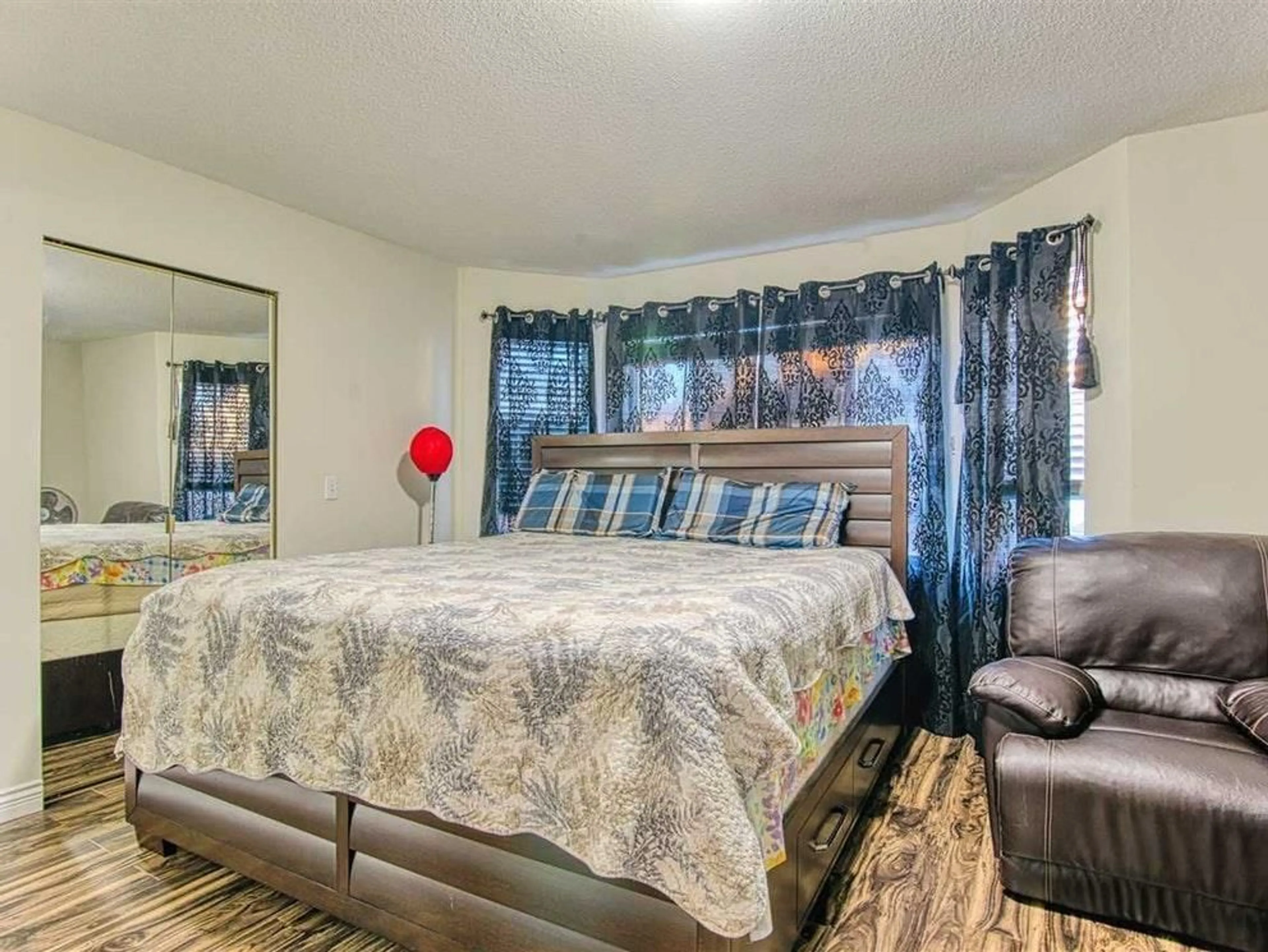 Bedroom with bed, unknown for 97 - 7955 122 STREET, Surrey British Columbia V3W4T4