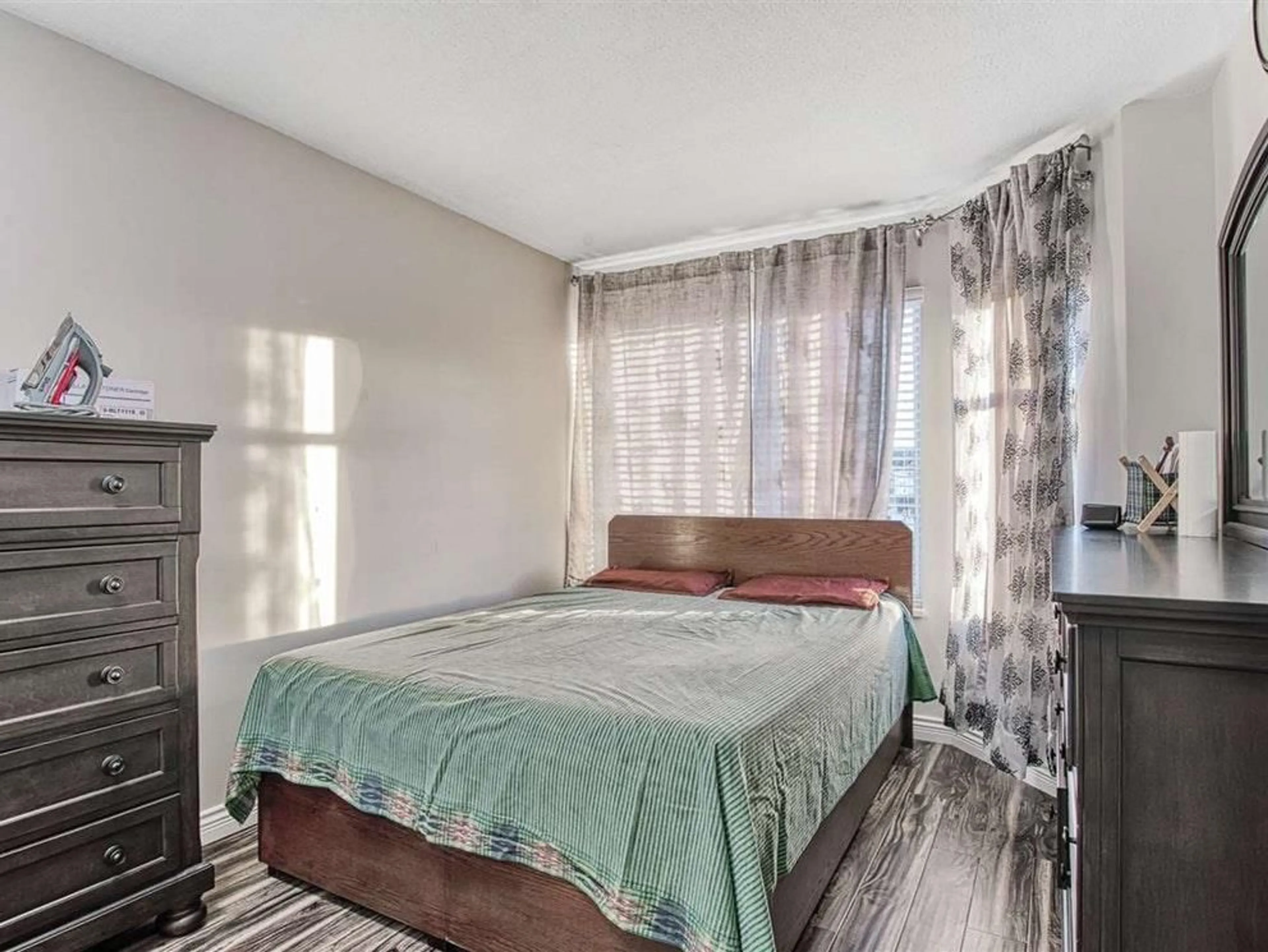 Bedroom with bed, unknown for 97 - 7955 122 STREET, Surrey British Columbia V3W4T4