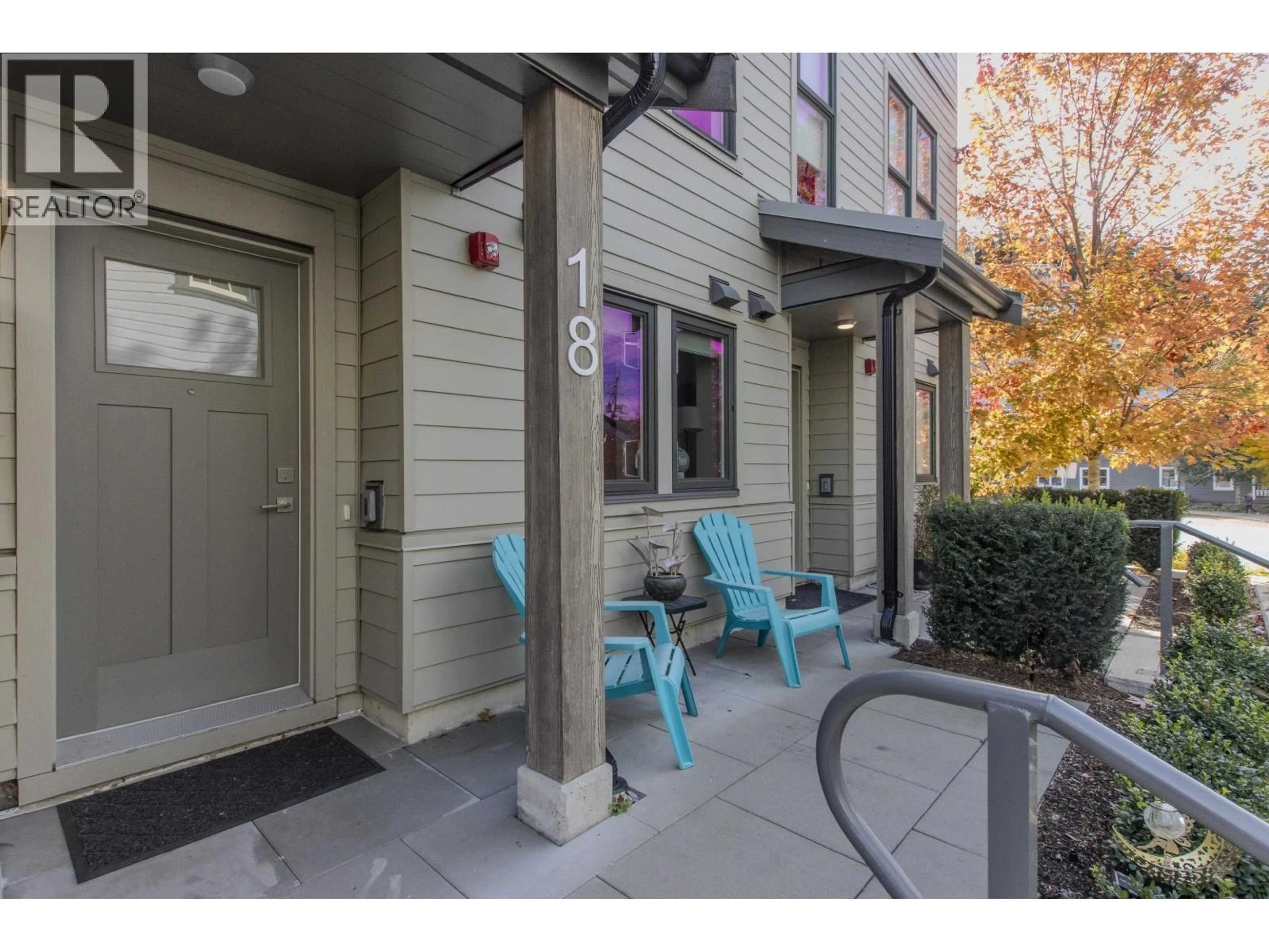 Patio, street for 18 - 351 COPPER DRIVE, Britannia Beach British Columbia V8B0C1